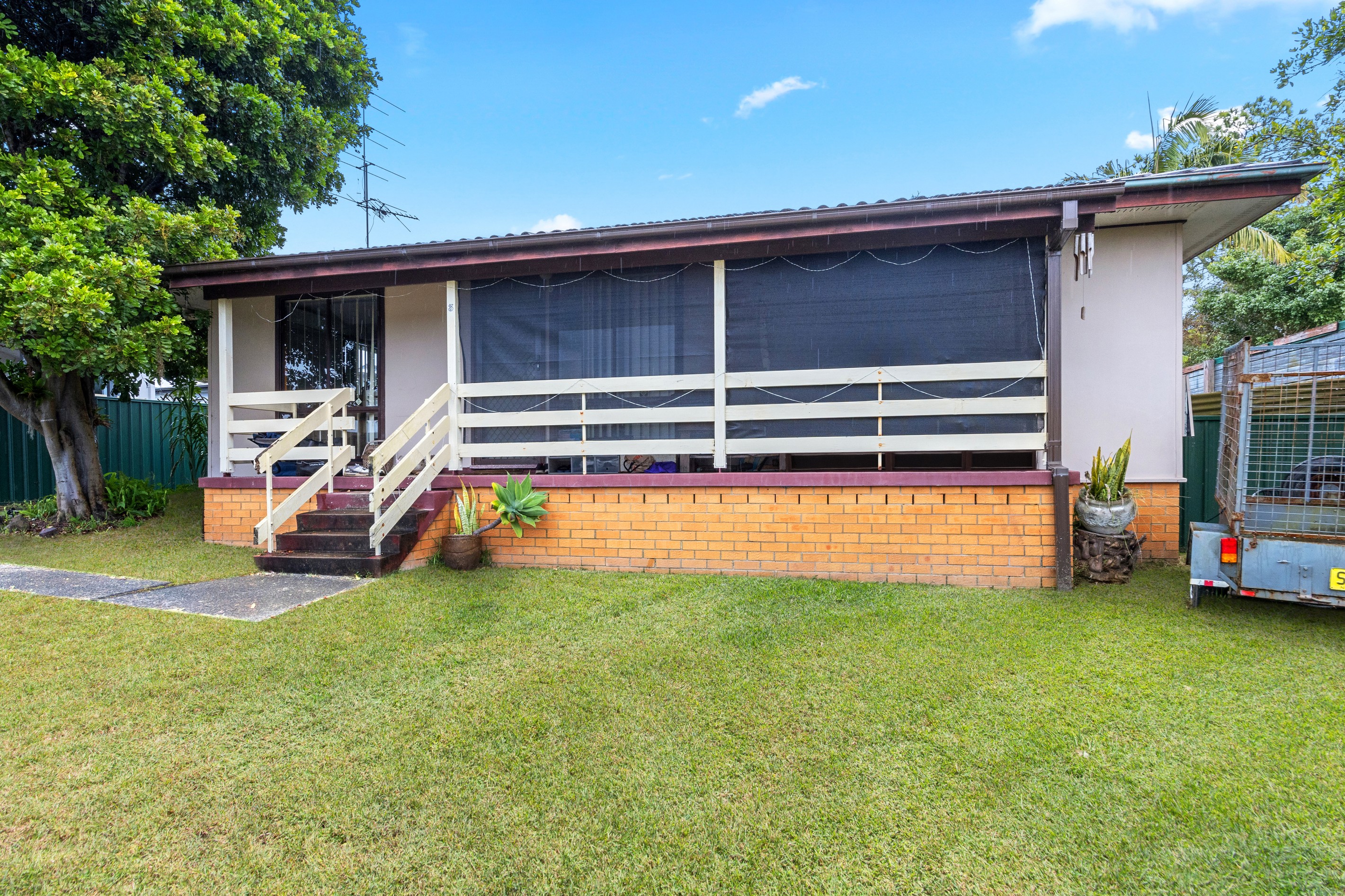 3 & 3a Kynan Close, Lake Haven, NSW 2263