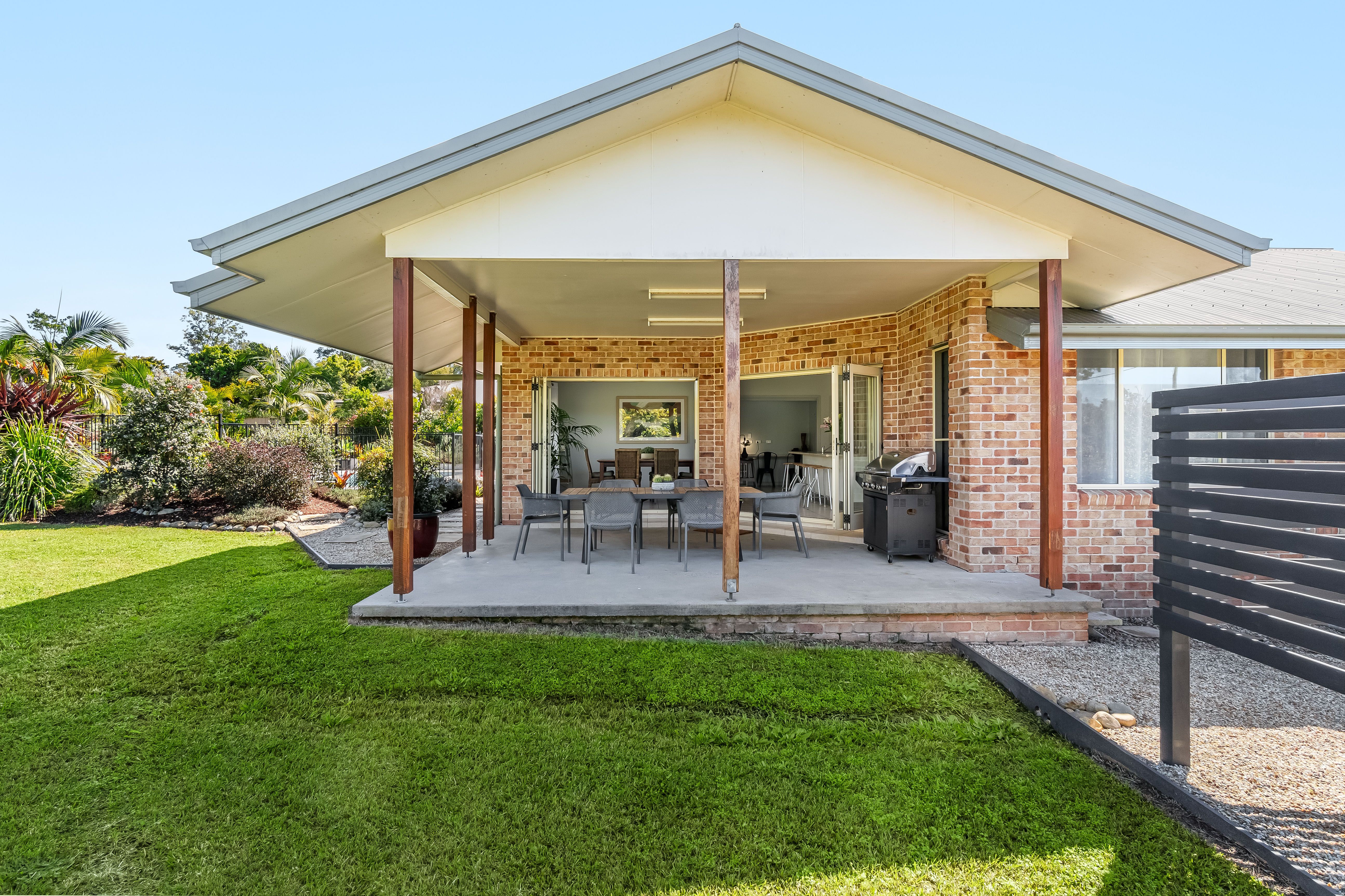 11 Parklands Drive — photo 15 of 22