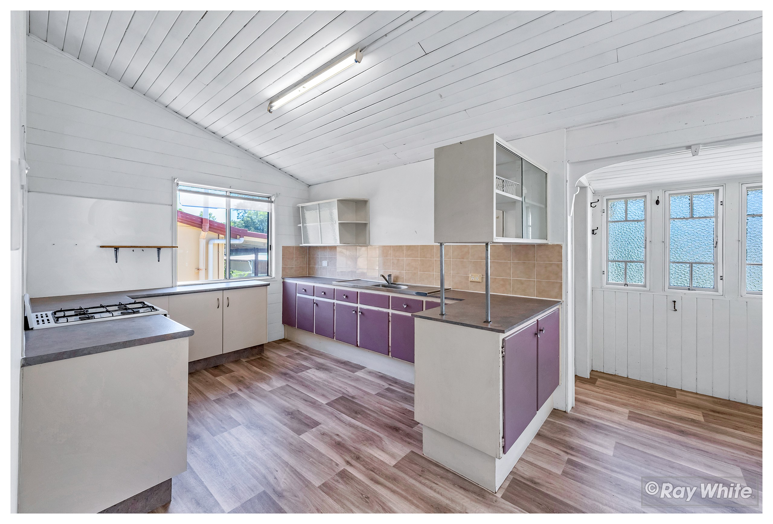 4 Lion Creek Road, Wandal, QLD 4700