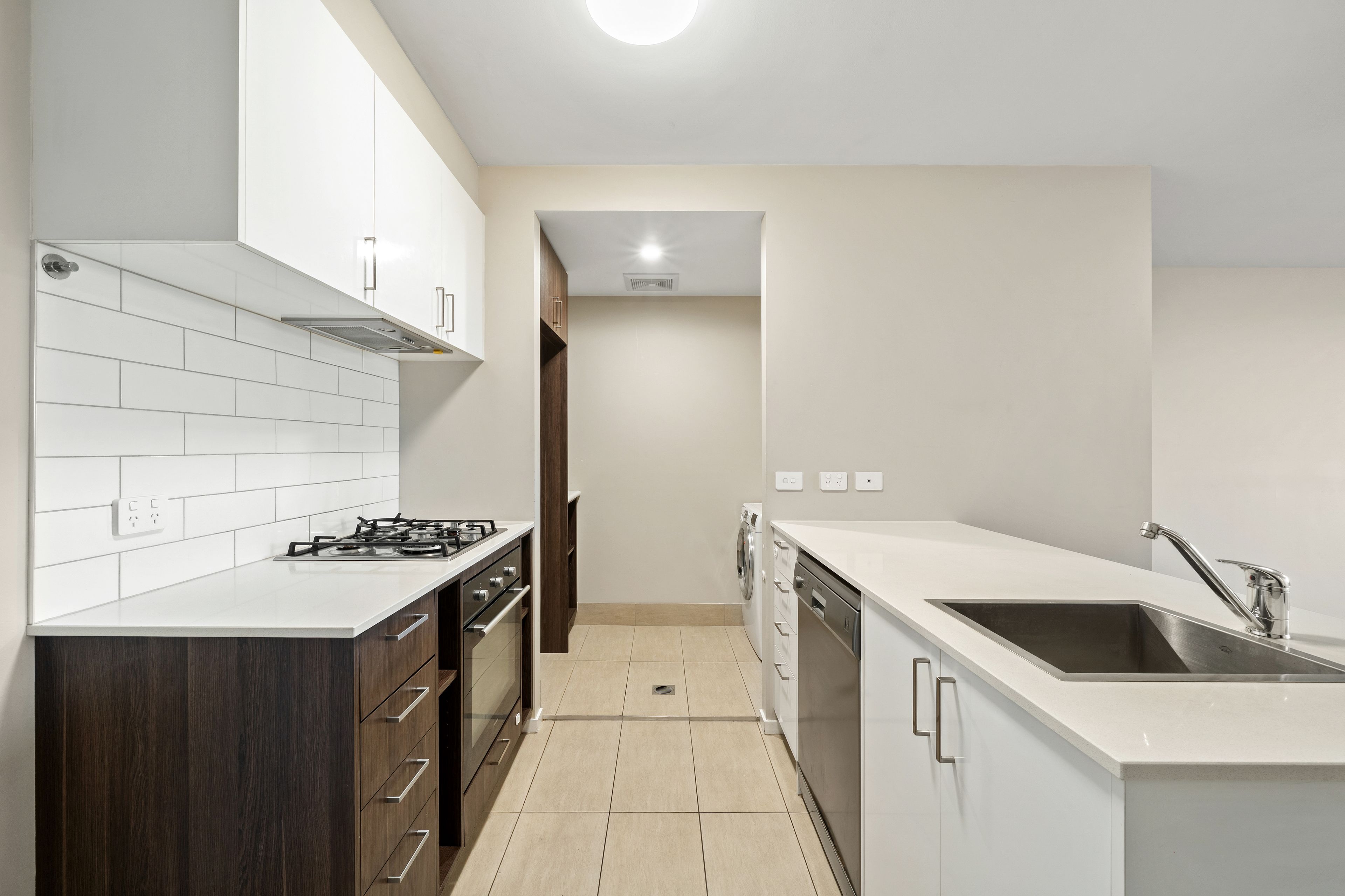 66/566 Cotter Road — photo 4 of 15