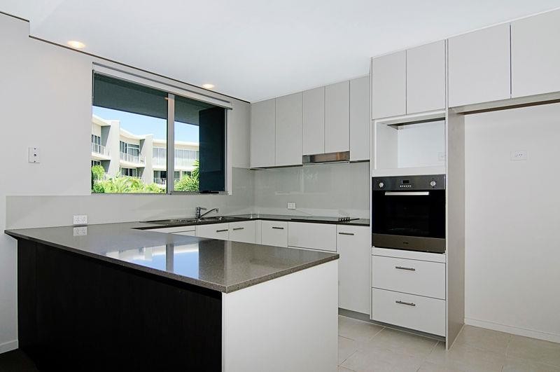 3206 2 ACTIVA Way, Hope Island, QLD 4212