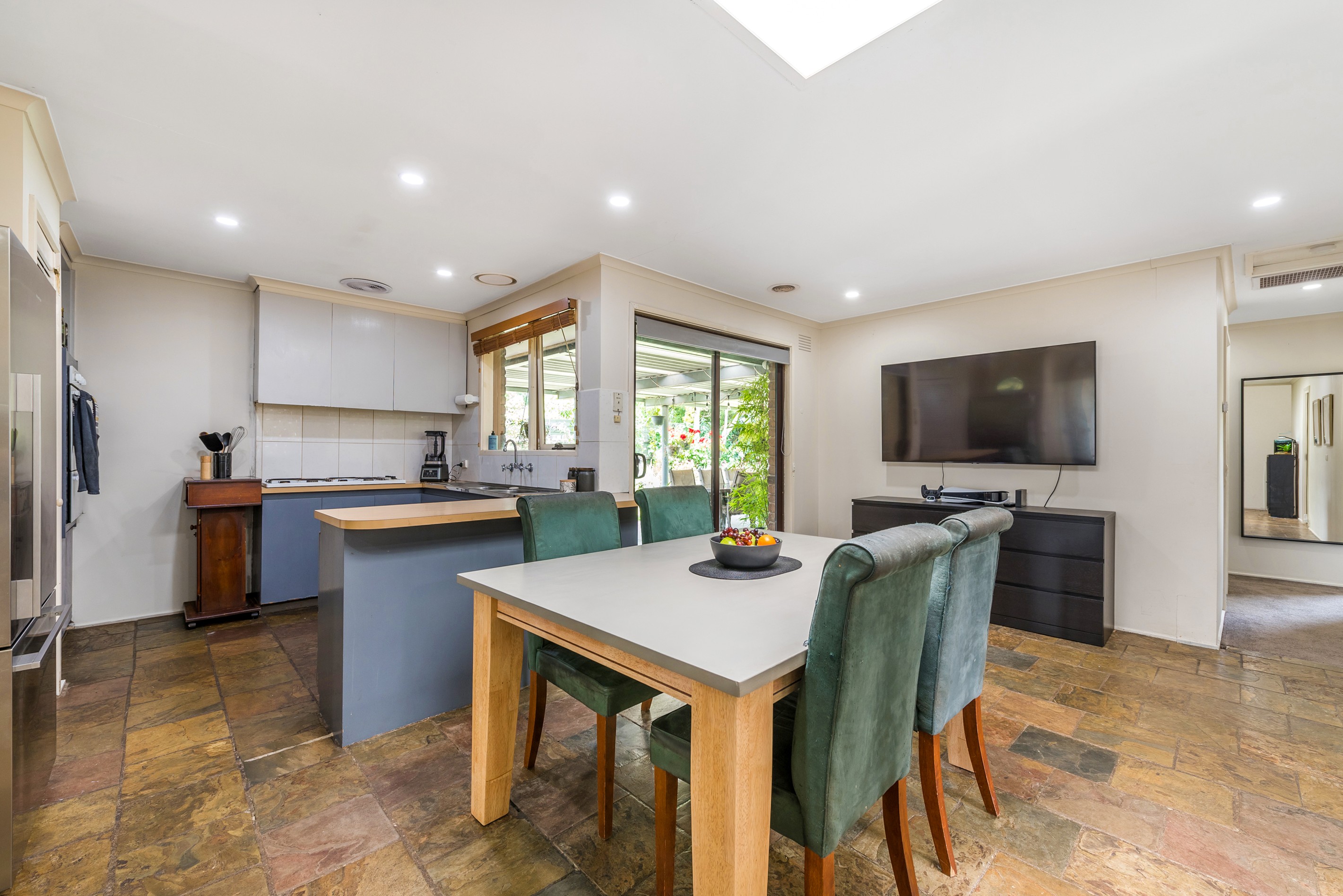 69 Allambanan Drive, Bayswater North, VIC 3153