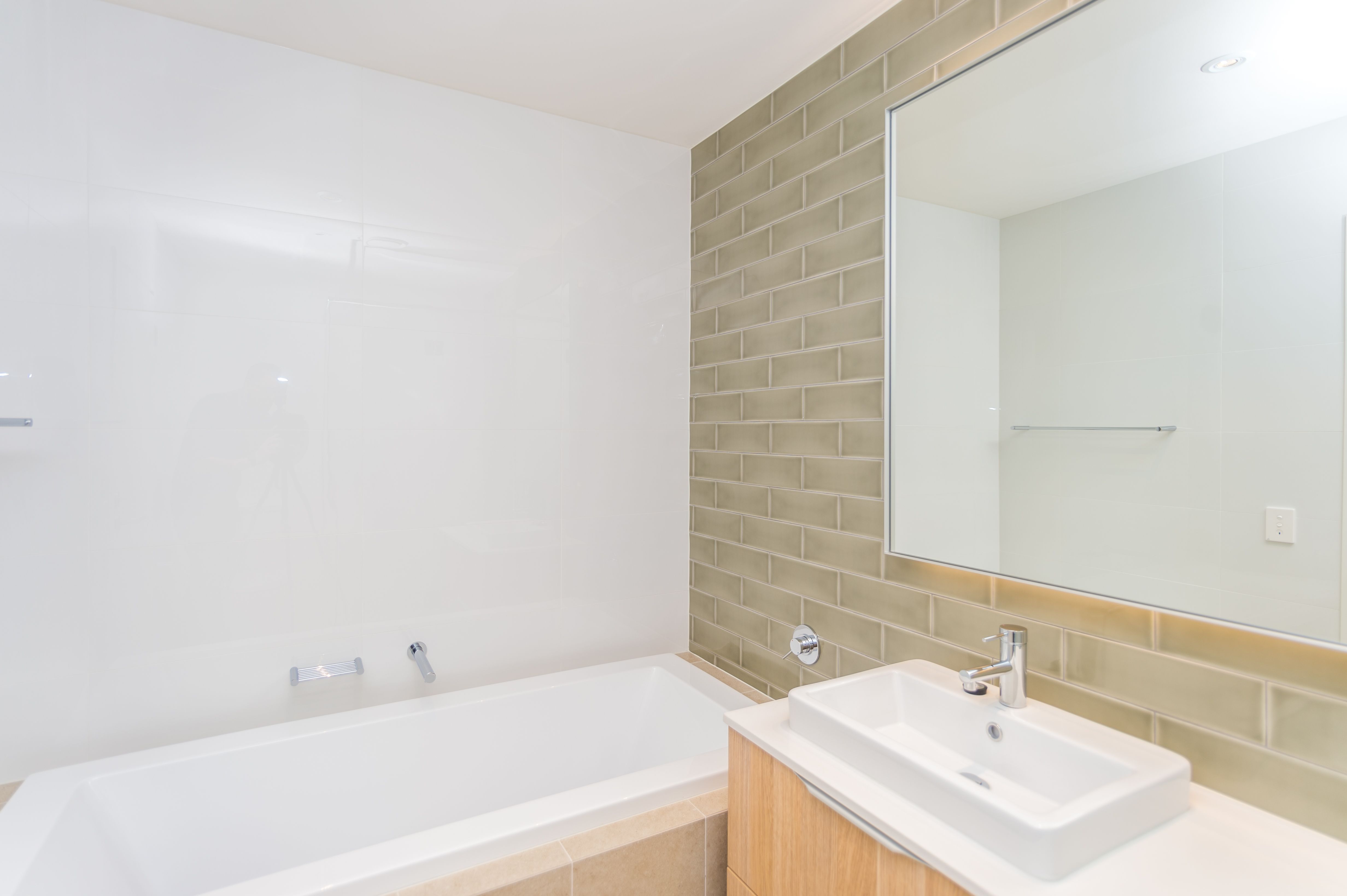 205/15 Freeman Loop — photo 10 of 10