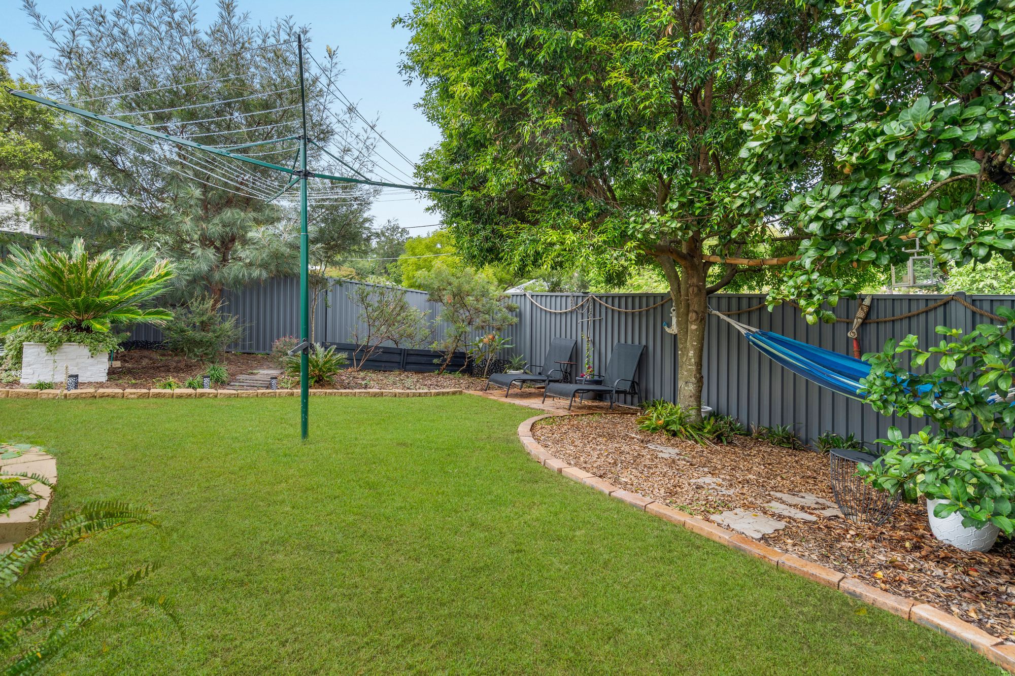 25 Stephenson Street — photo 7 of 25