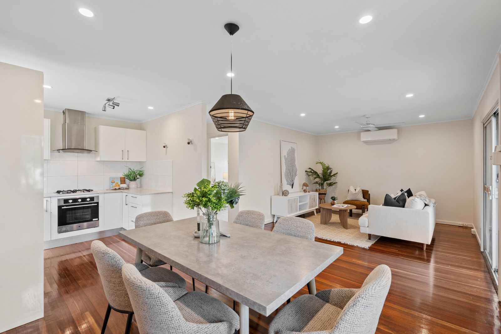 7 Carowell Street — photo 8 of 27