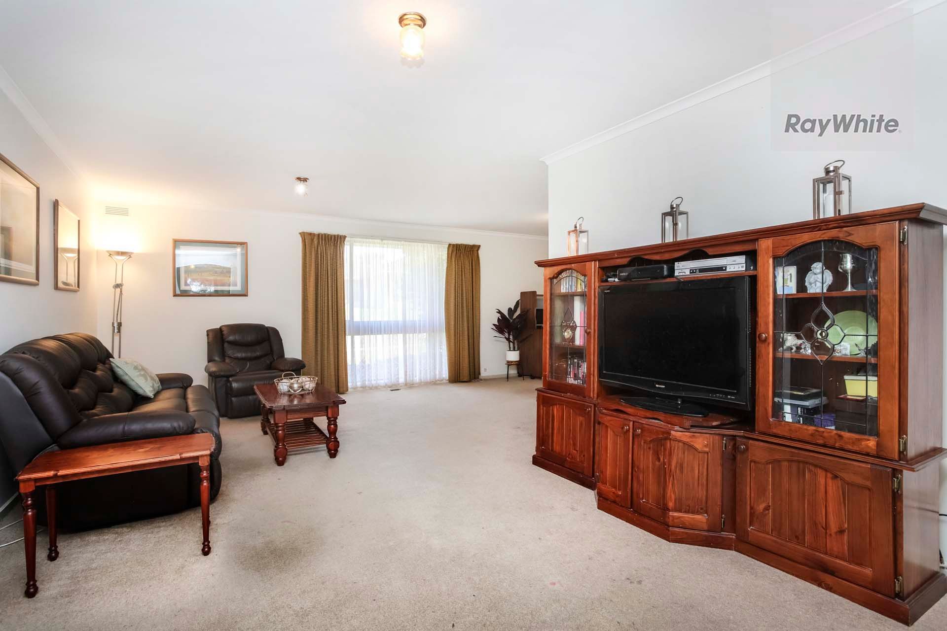 60 Wolverton Drive, Gladstone Park, VIC 3043
