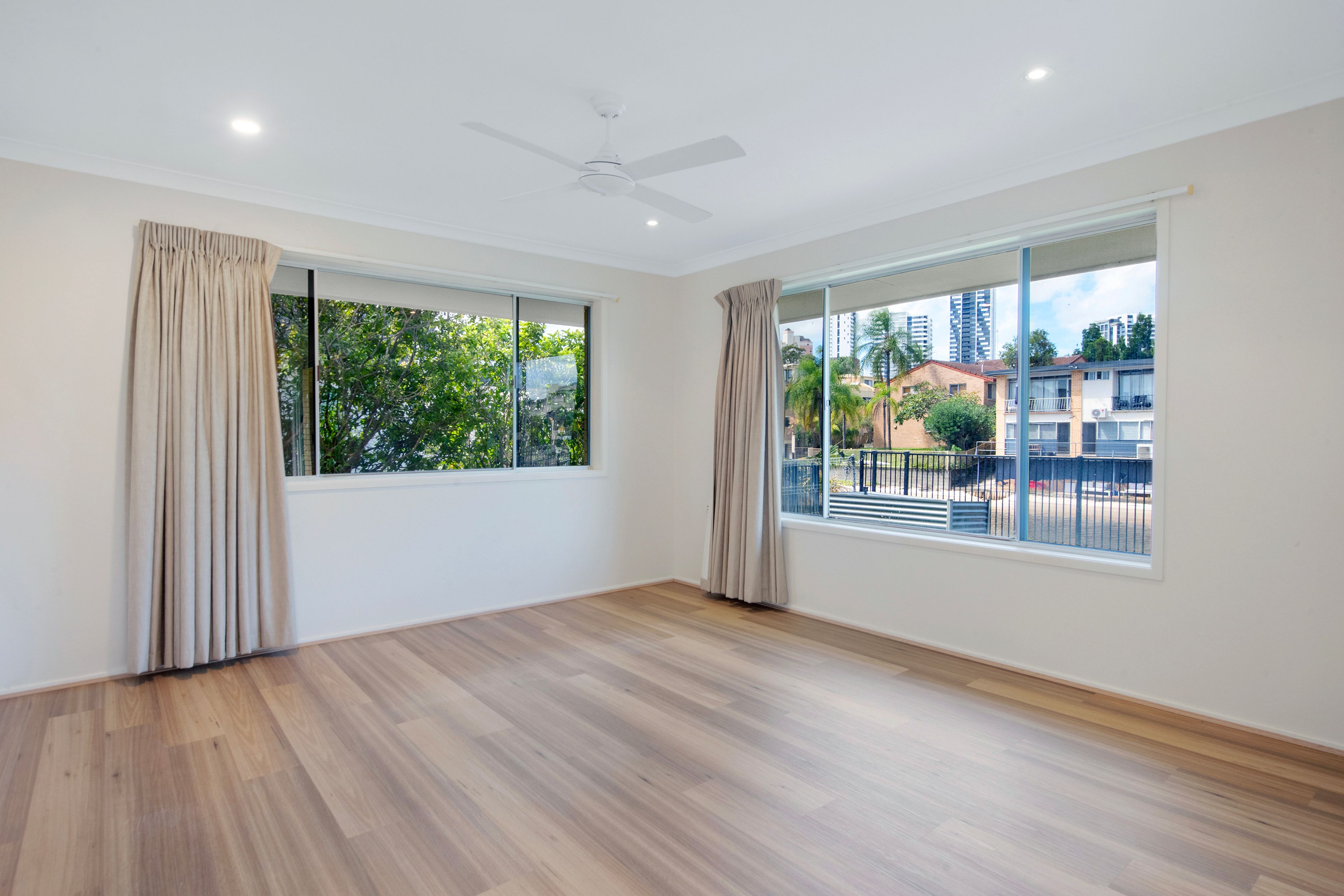 6 Havana Key, Broadbeach Waters, QLD 4218