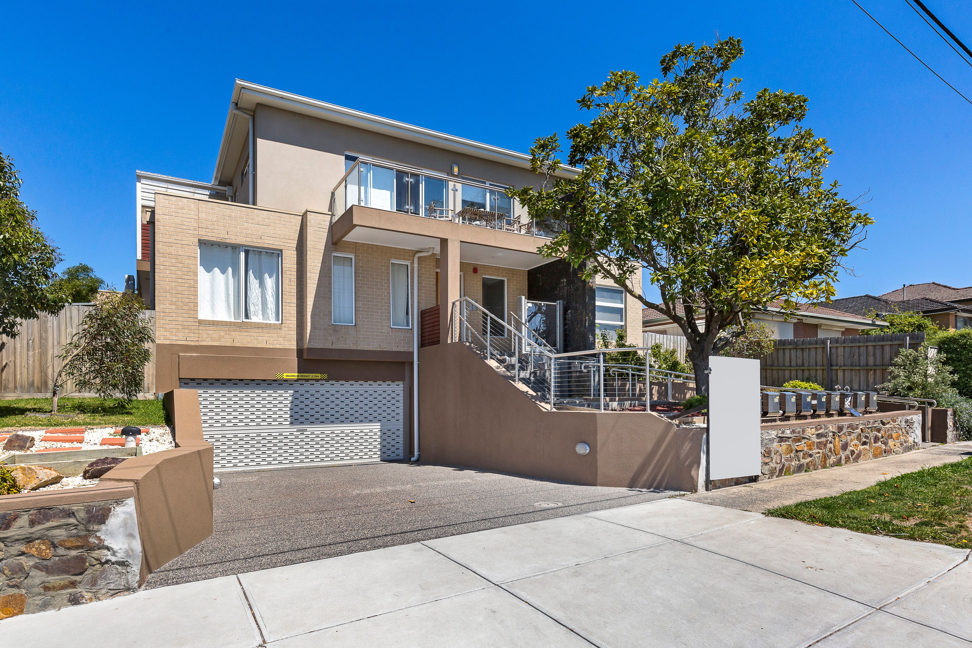 2/70 Ferntree Gully Road, Oakleigh East, VIC 3166