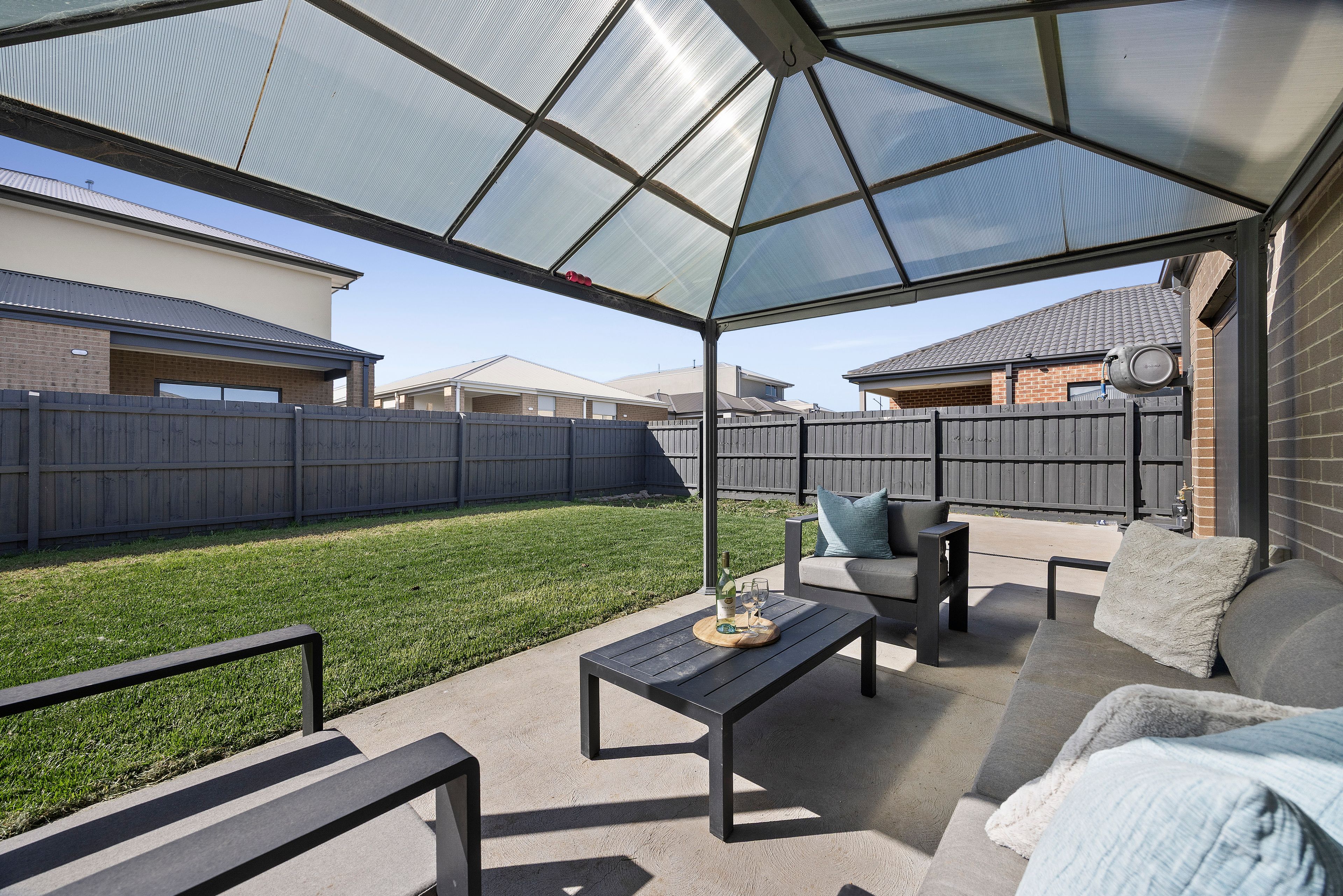 10 Rosehill Way — photo 13 of 15
