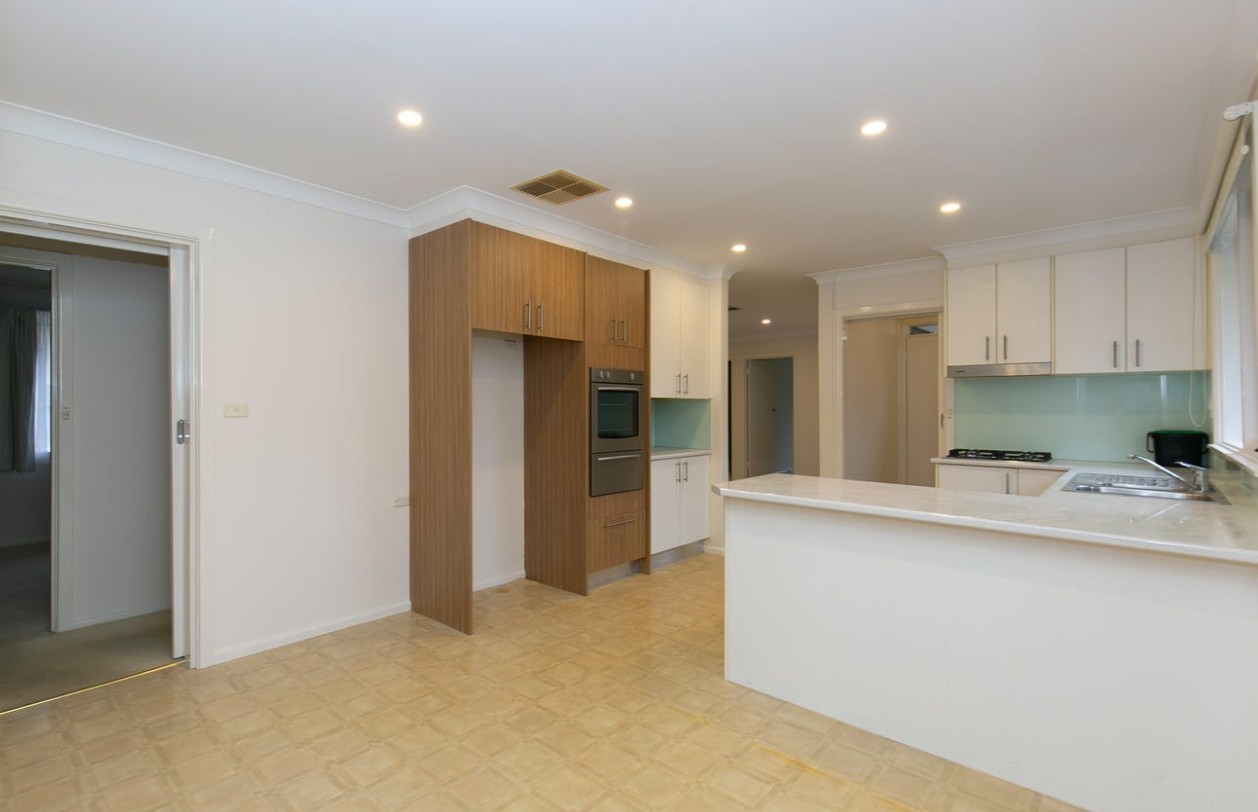 24 Camelot Drive, Glen Waverley, VIC 3150