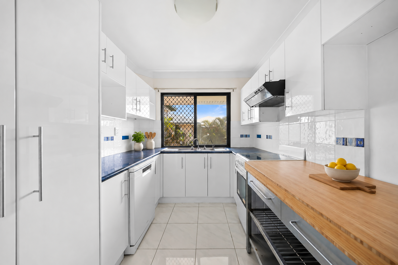 30/22-26 Warren Street — photo 3 of 10