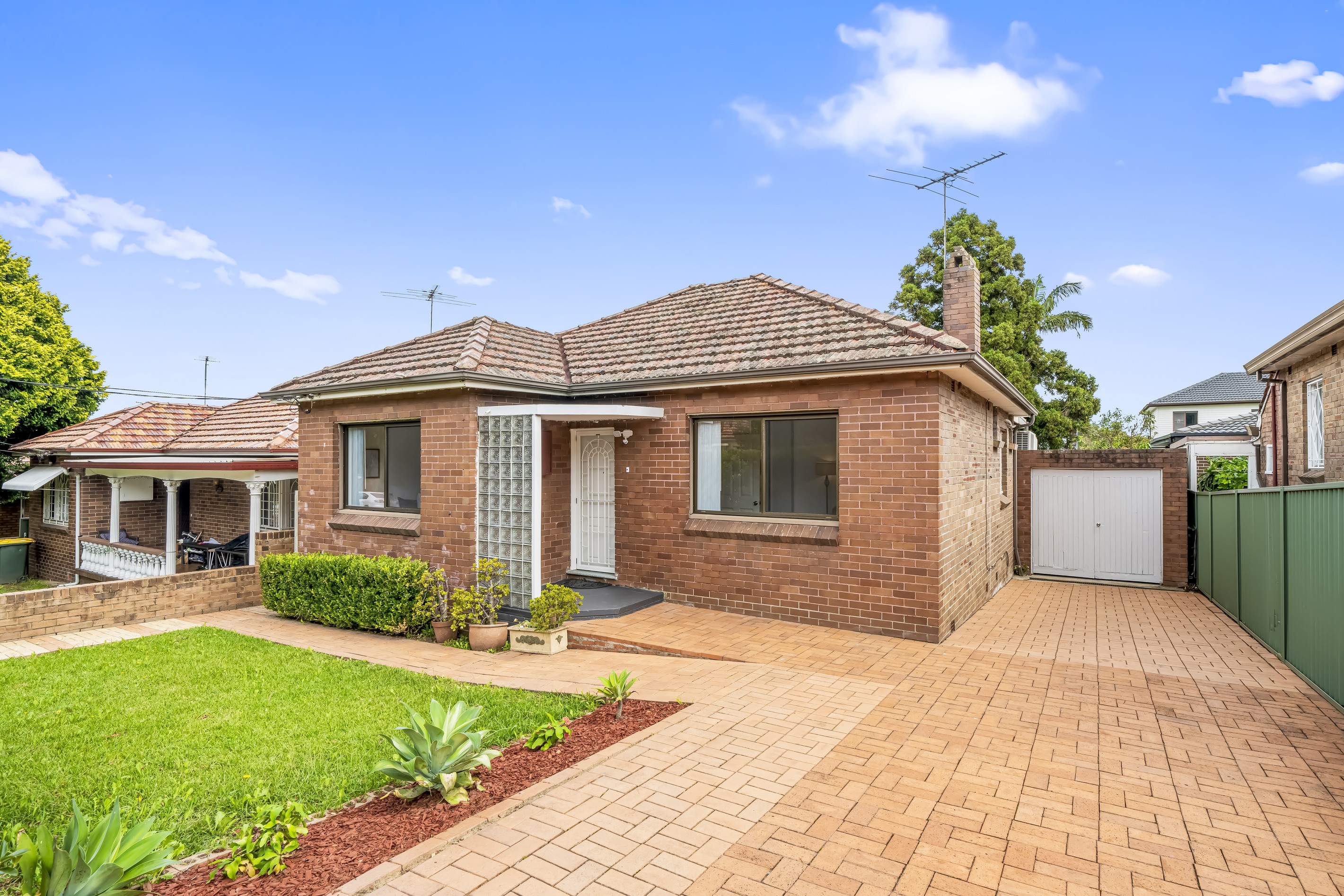 39 Napoleon Street, Riverwood, NSW 2210