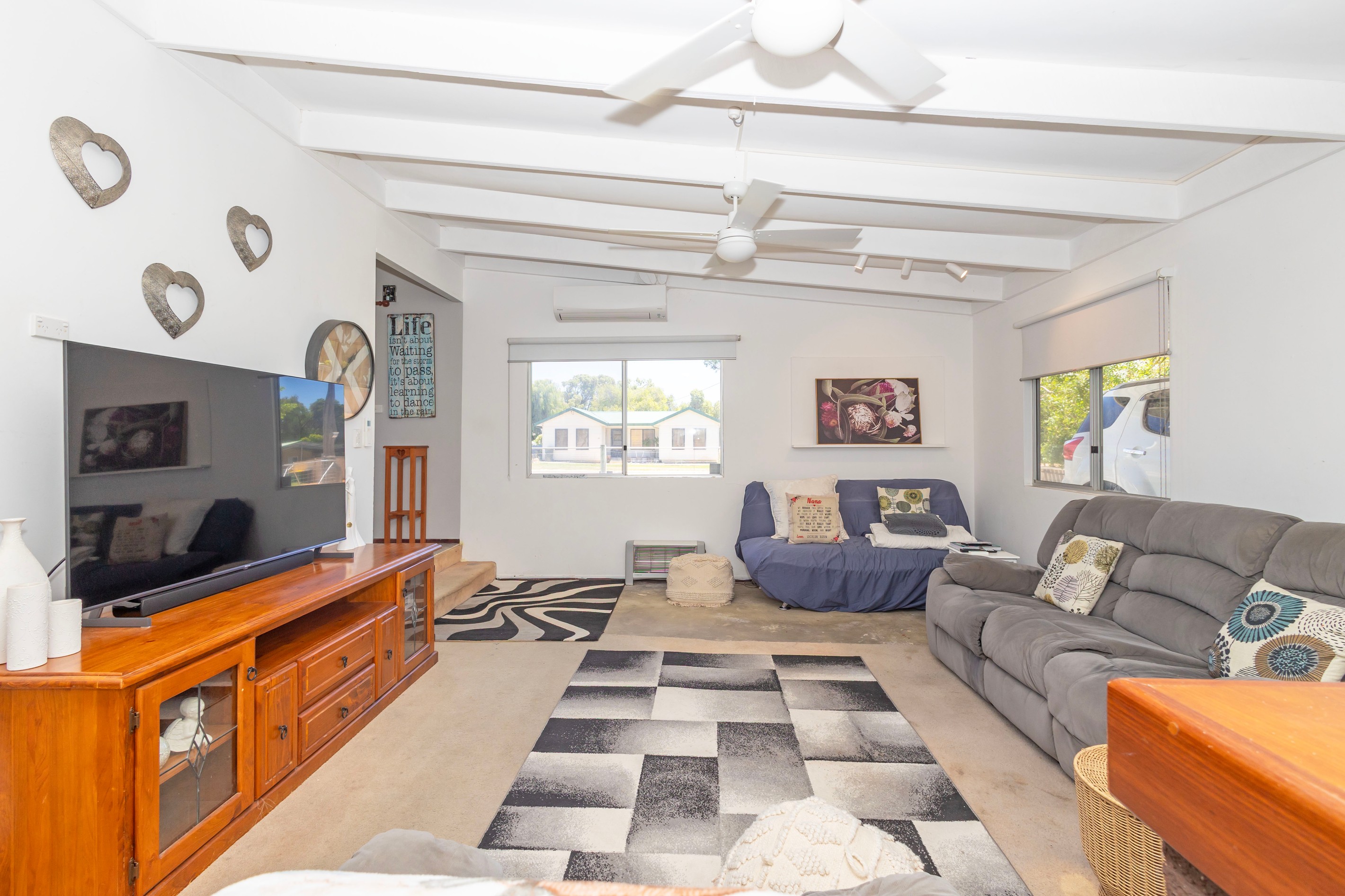 25 Cameron Street, Jurien Bay, WA 6516