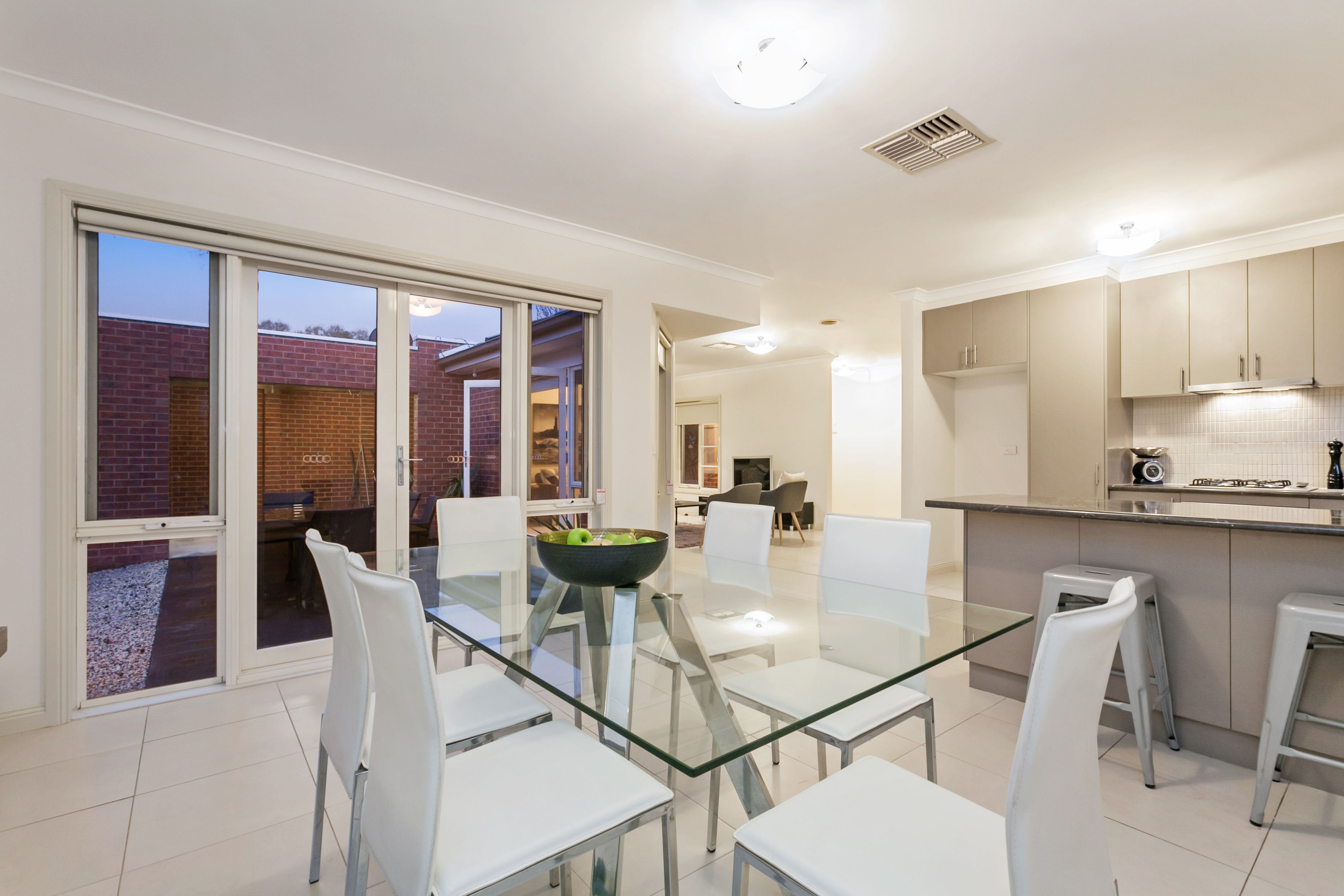 48A Darebin Boulevard, Reservoir, VIC 3073