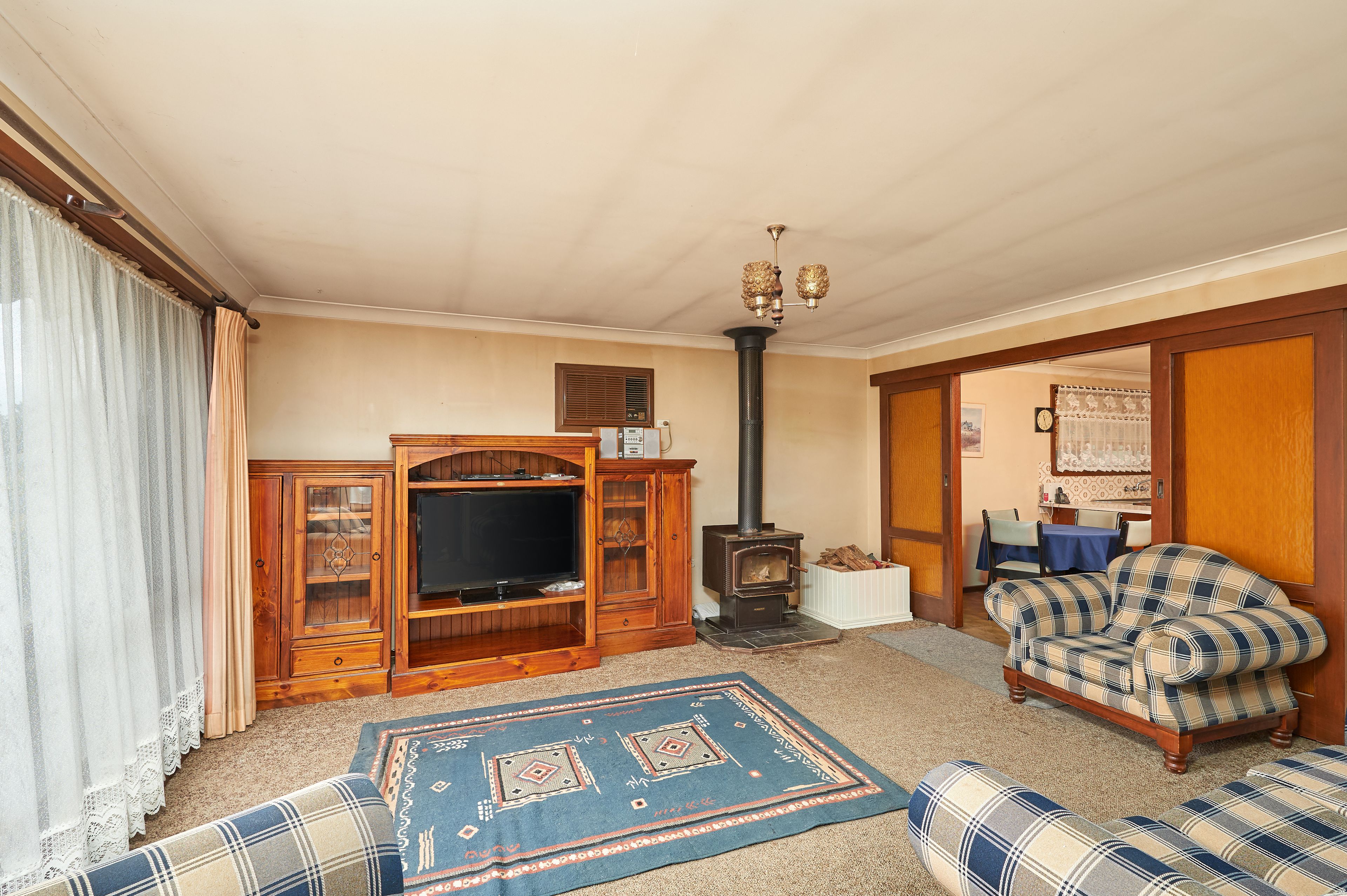 61 Huthwaite Street, Mount Austin, NSW 2650