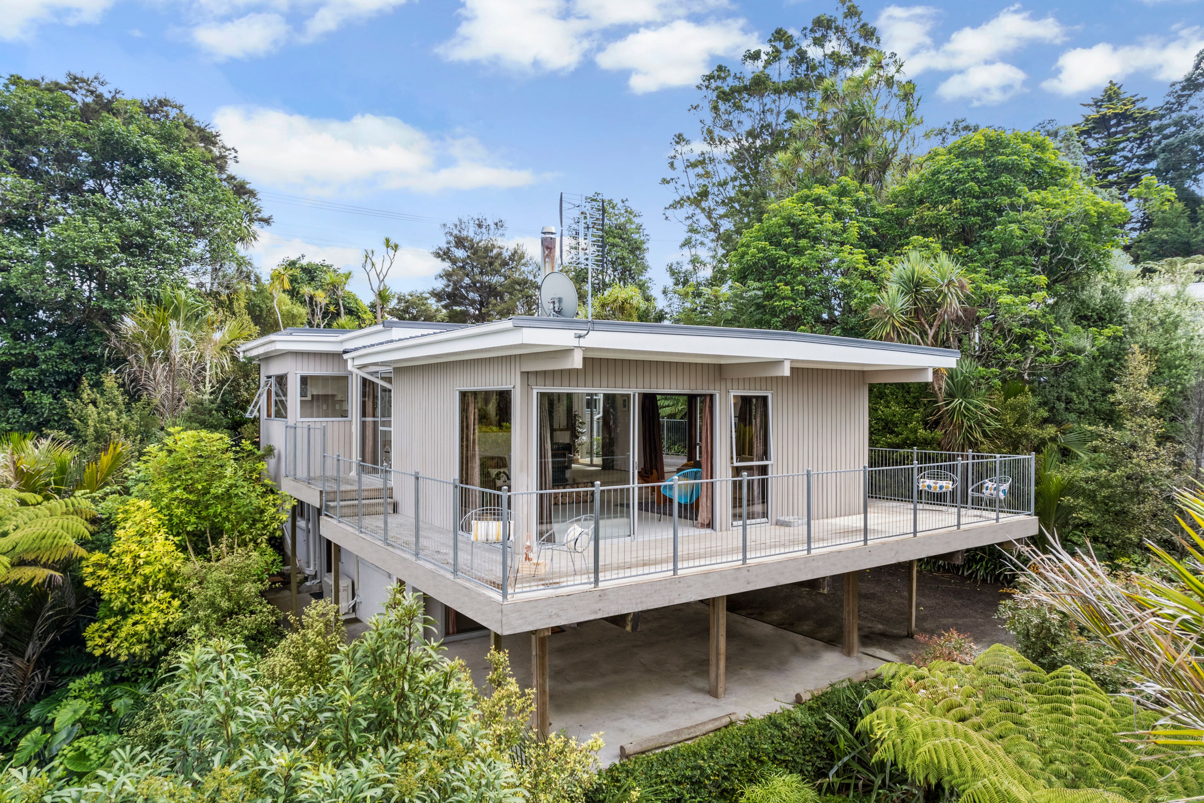 656 South Titirangi Road, Titirangi, Waitakere City