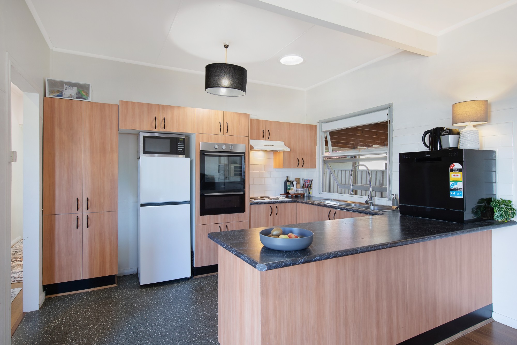 72 Ocean View Road, Gorokan, NSW 2263