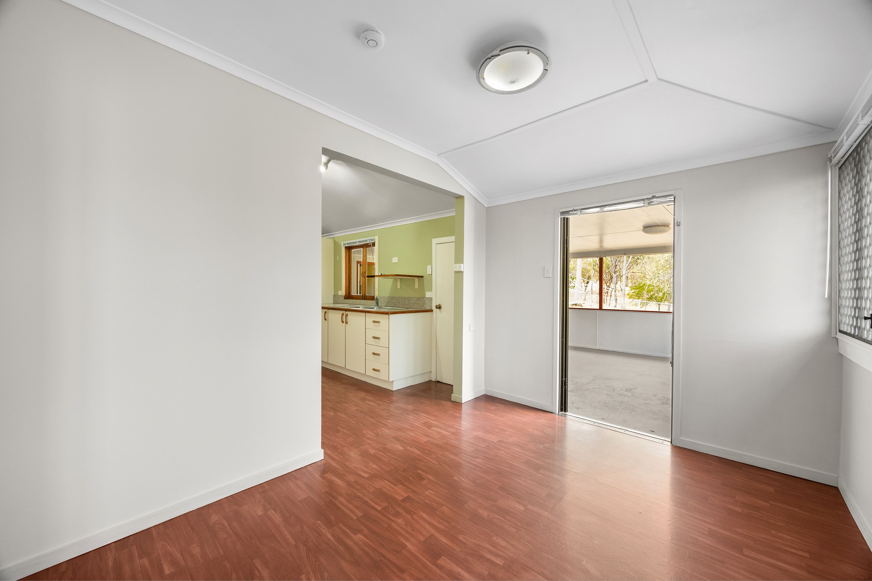 45 Eden Street — photo 6 of 25