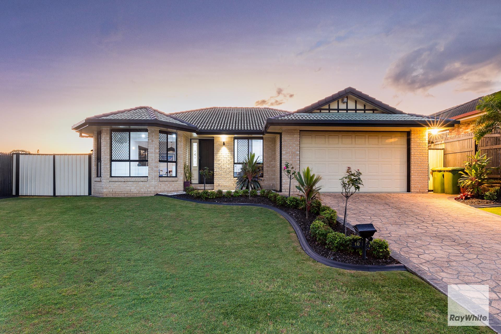 10 Hooper Street, Birkdale QLD 4159