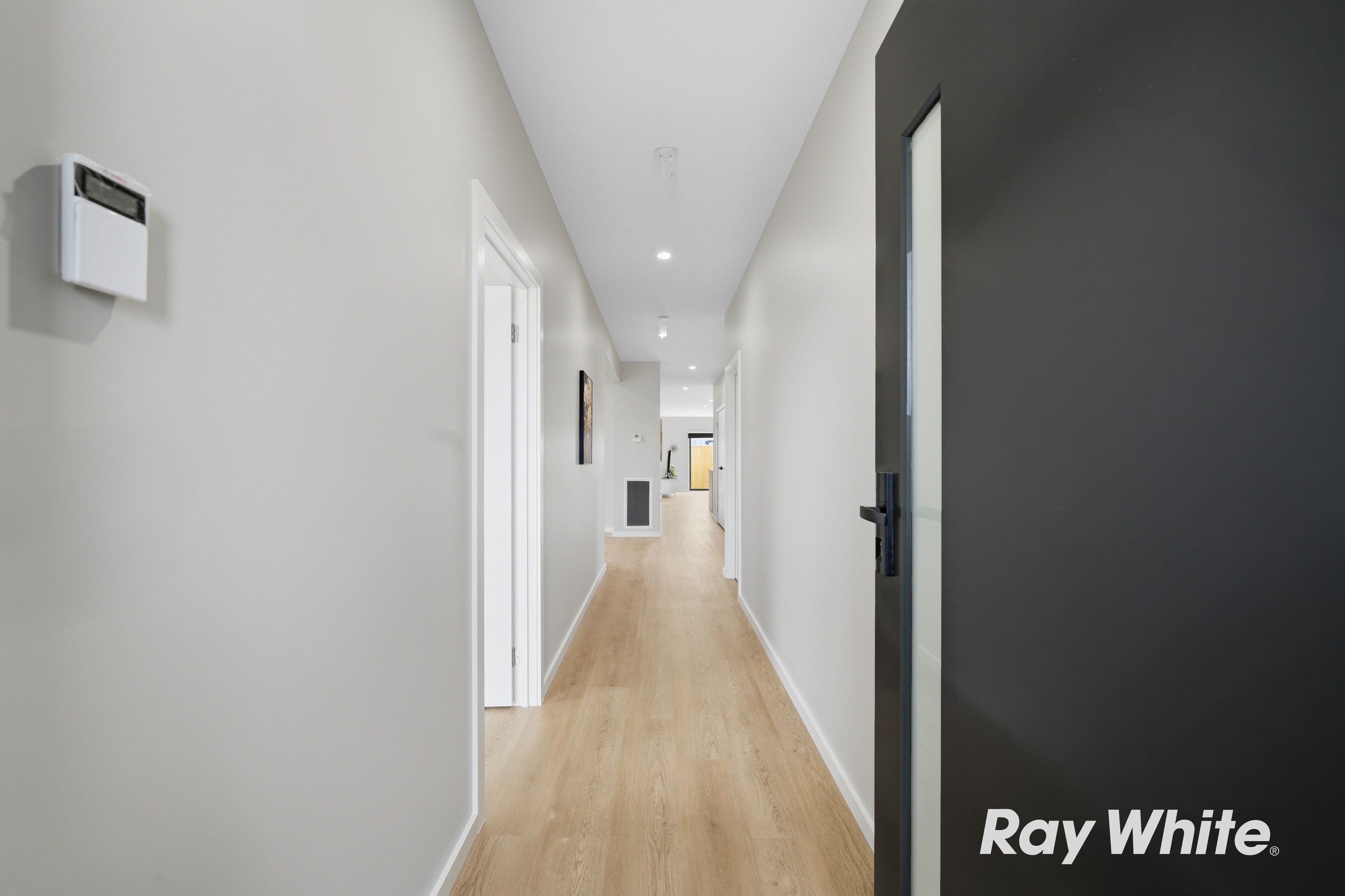 33 Shelly Street, Donnybrook, VIC 3064