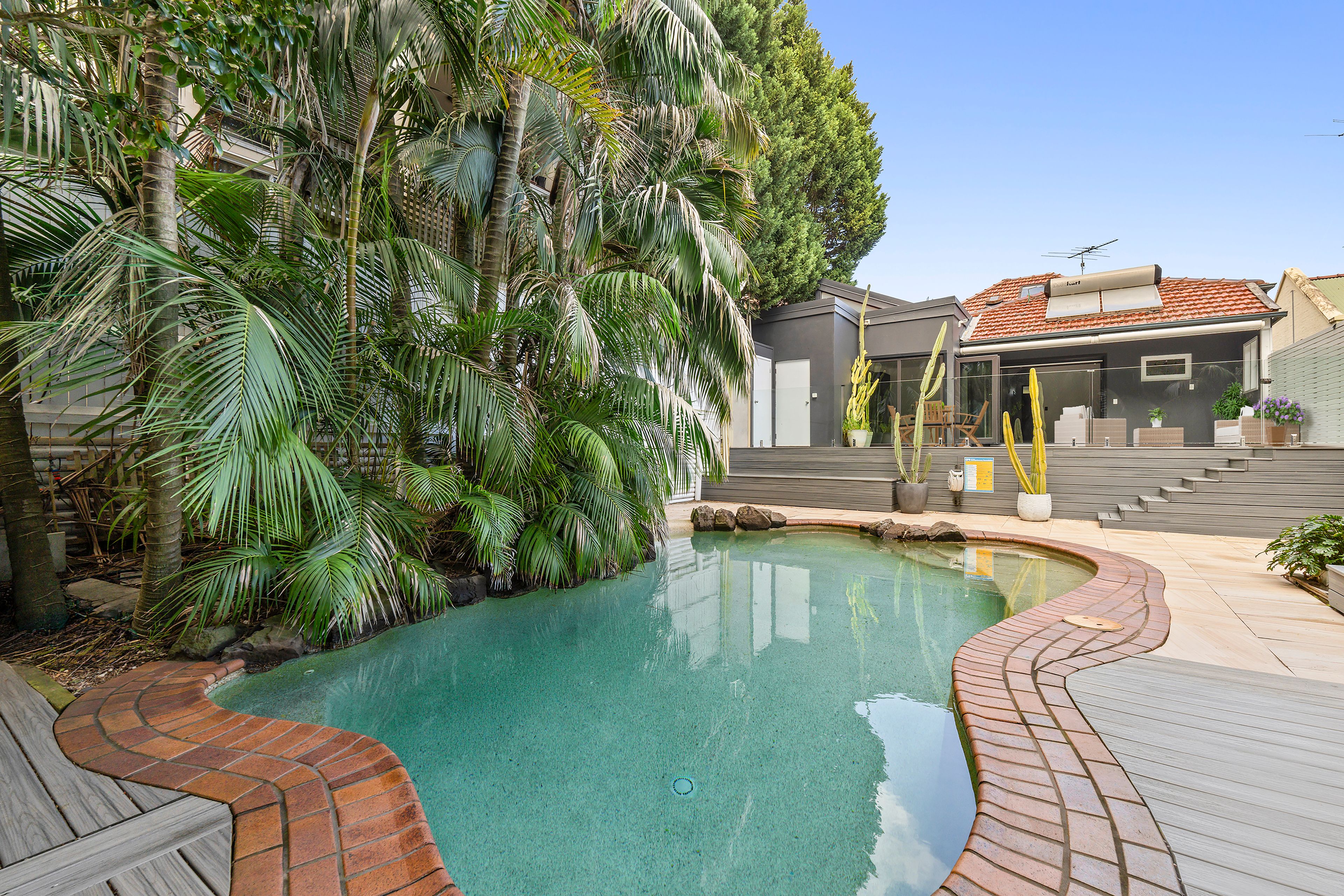 268 Birrell Street — photo 15 of 23