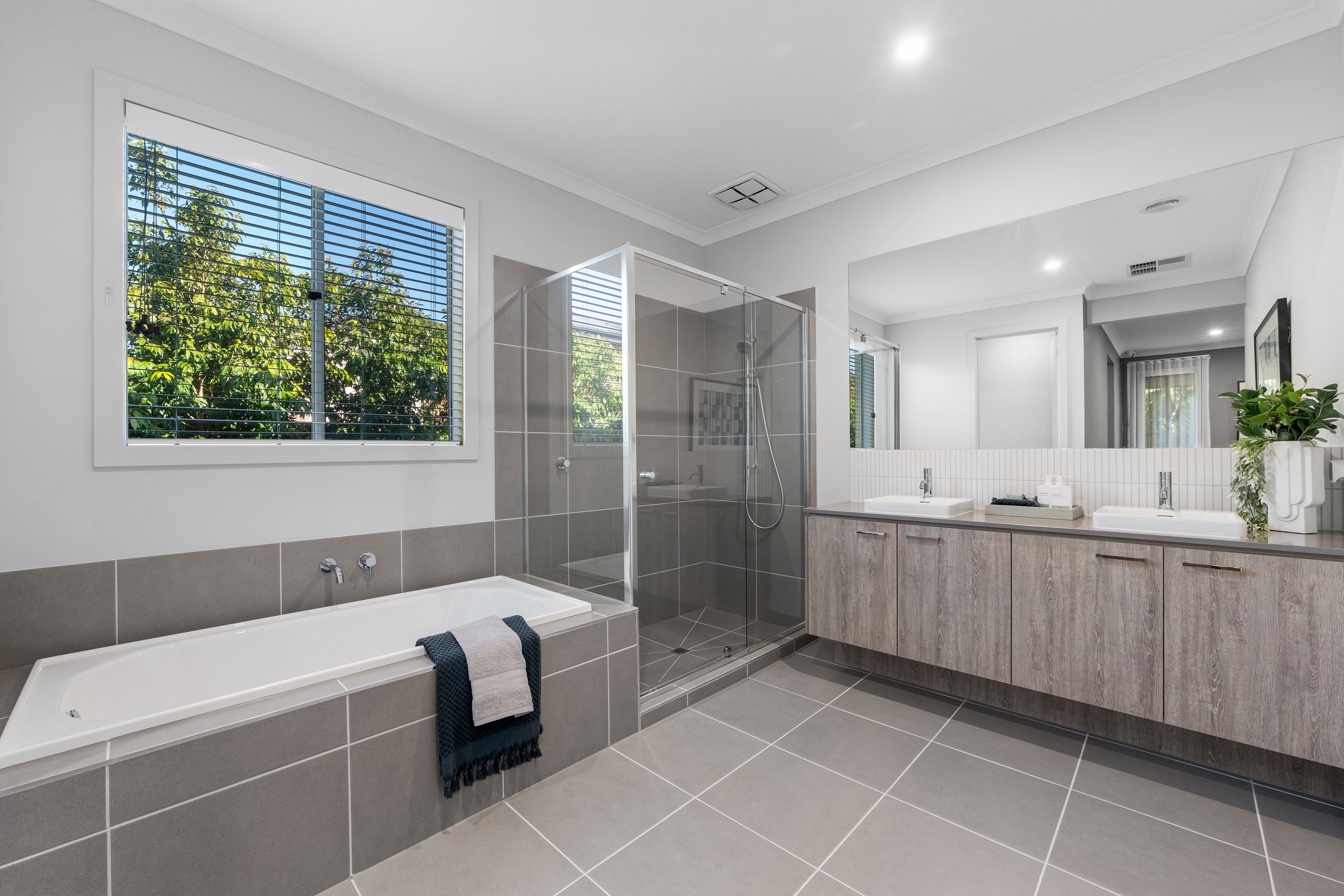 183 Honour Avenue — photo 12 of 23