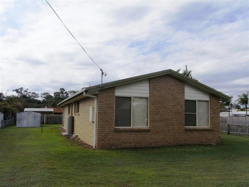 125 Hammond Street, Urangan, QLD 4655