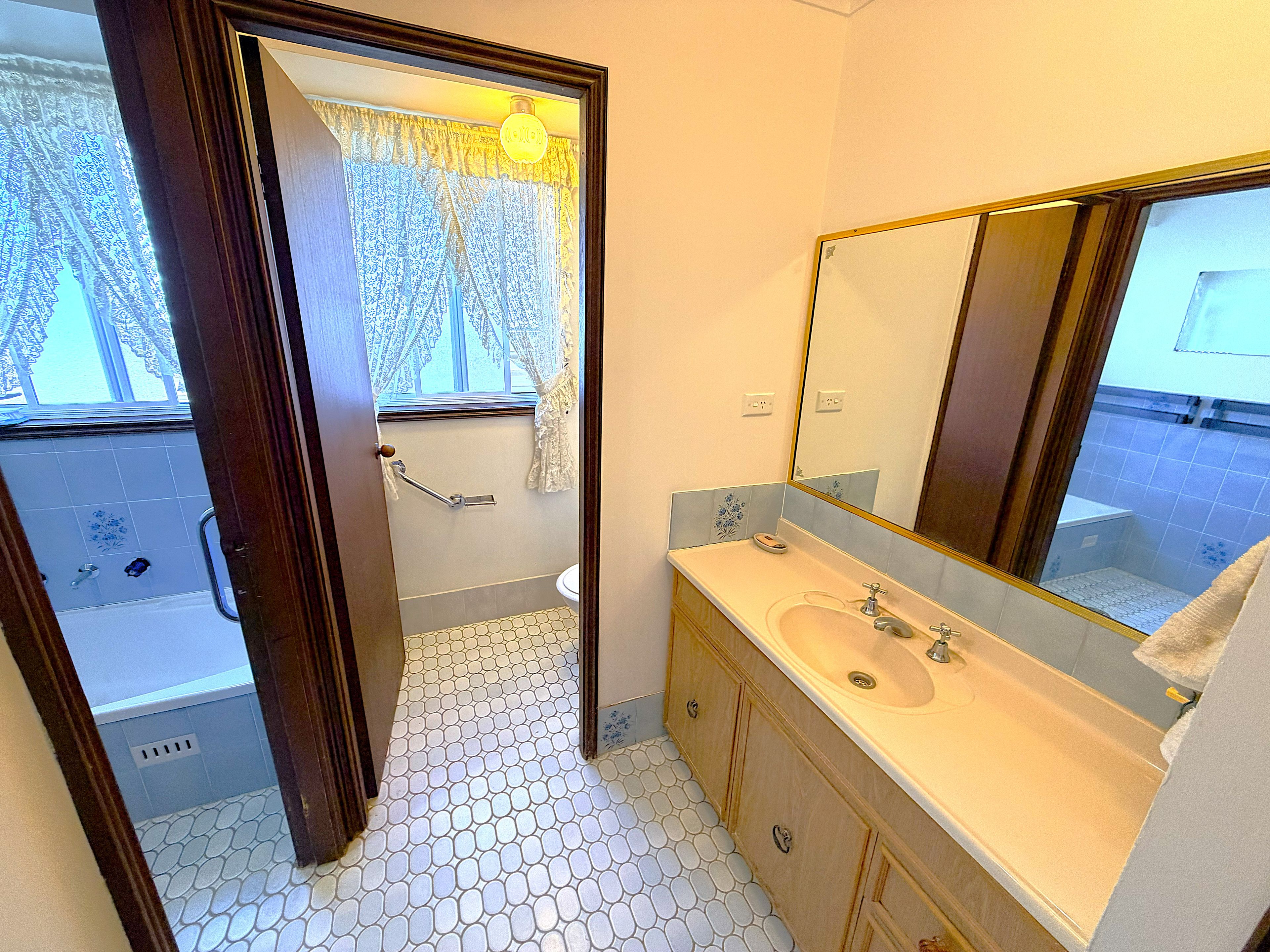 25 Munro Street — photo 11 of 18