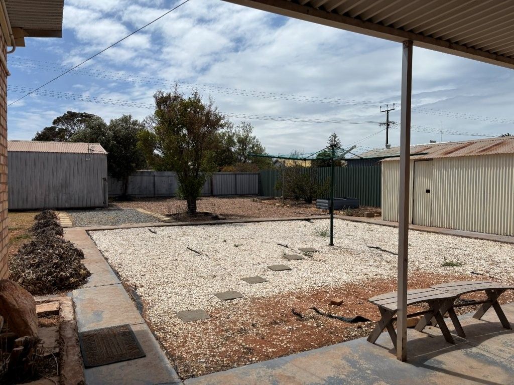 78 Newton Street — photo 11 of 12