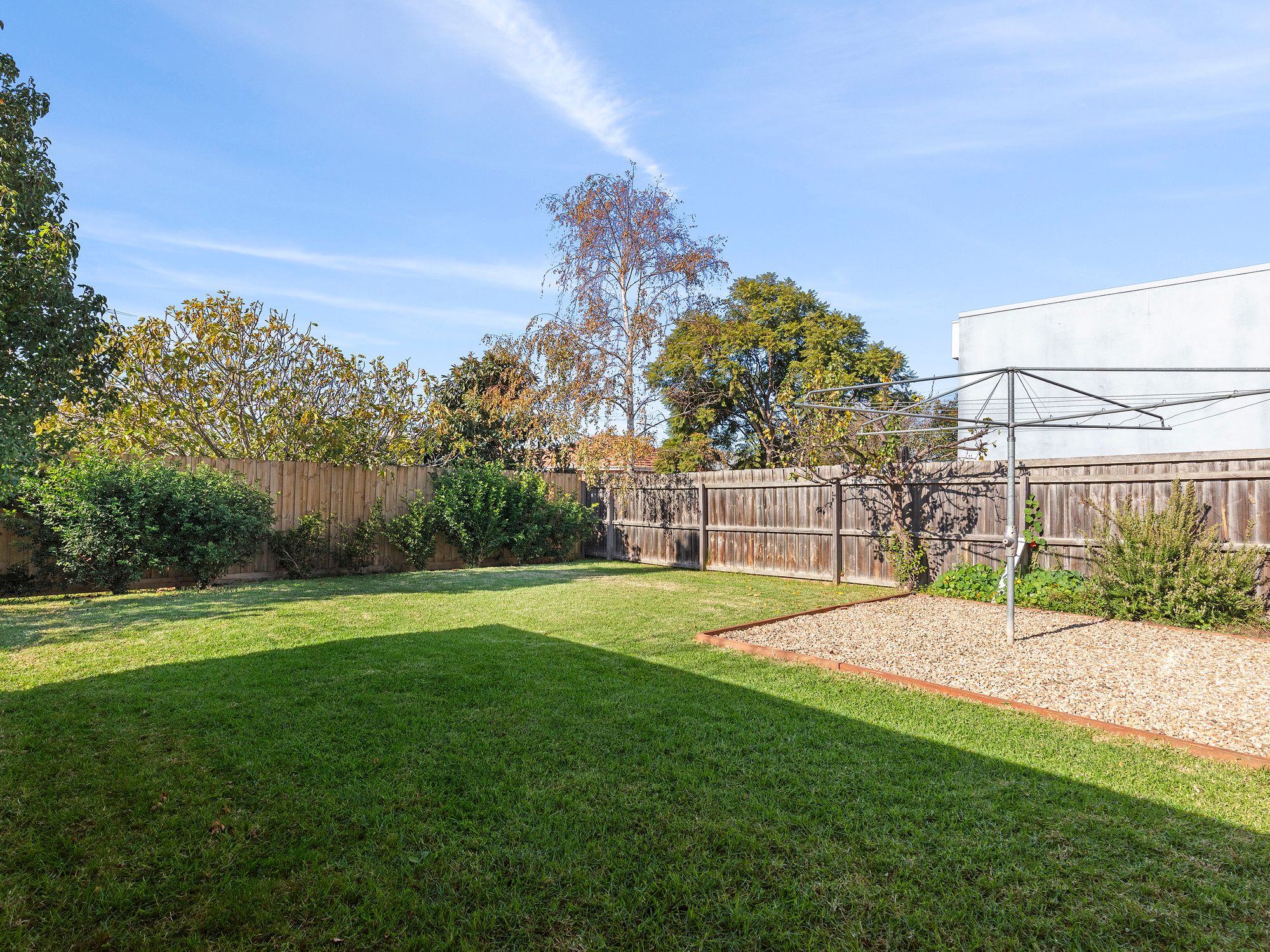 8 Philip Street — photo 12 of 13