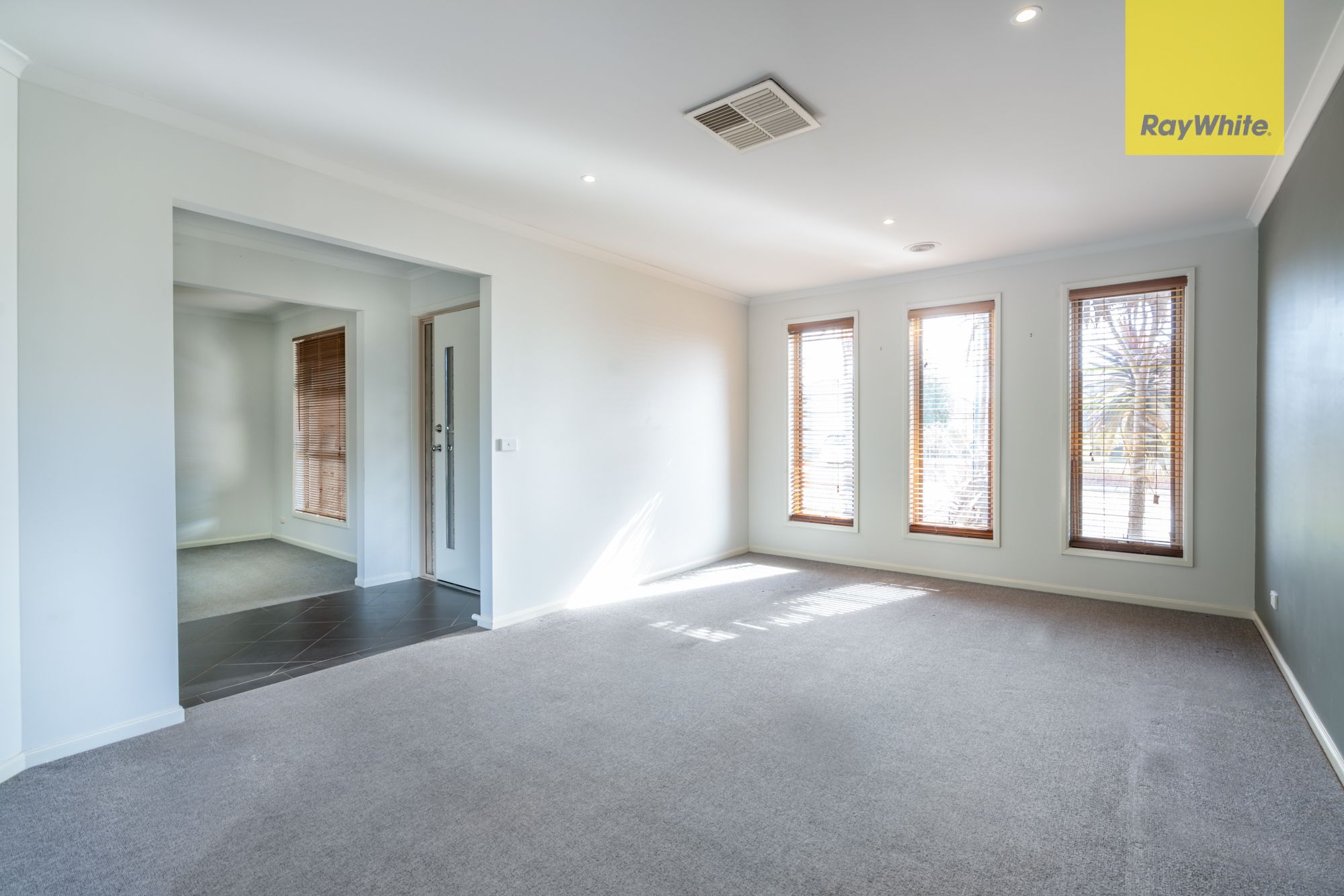9 Tawrrific Street, Kurunjang, VIC 3337