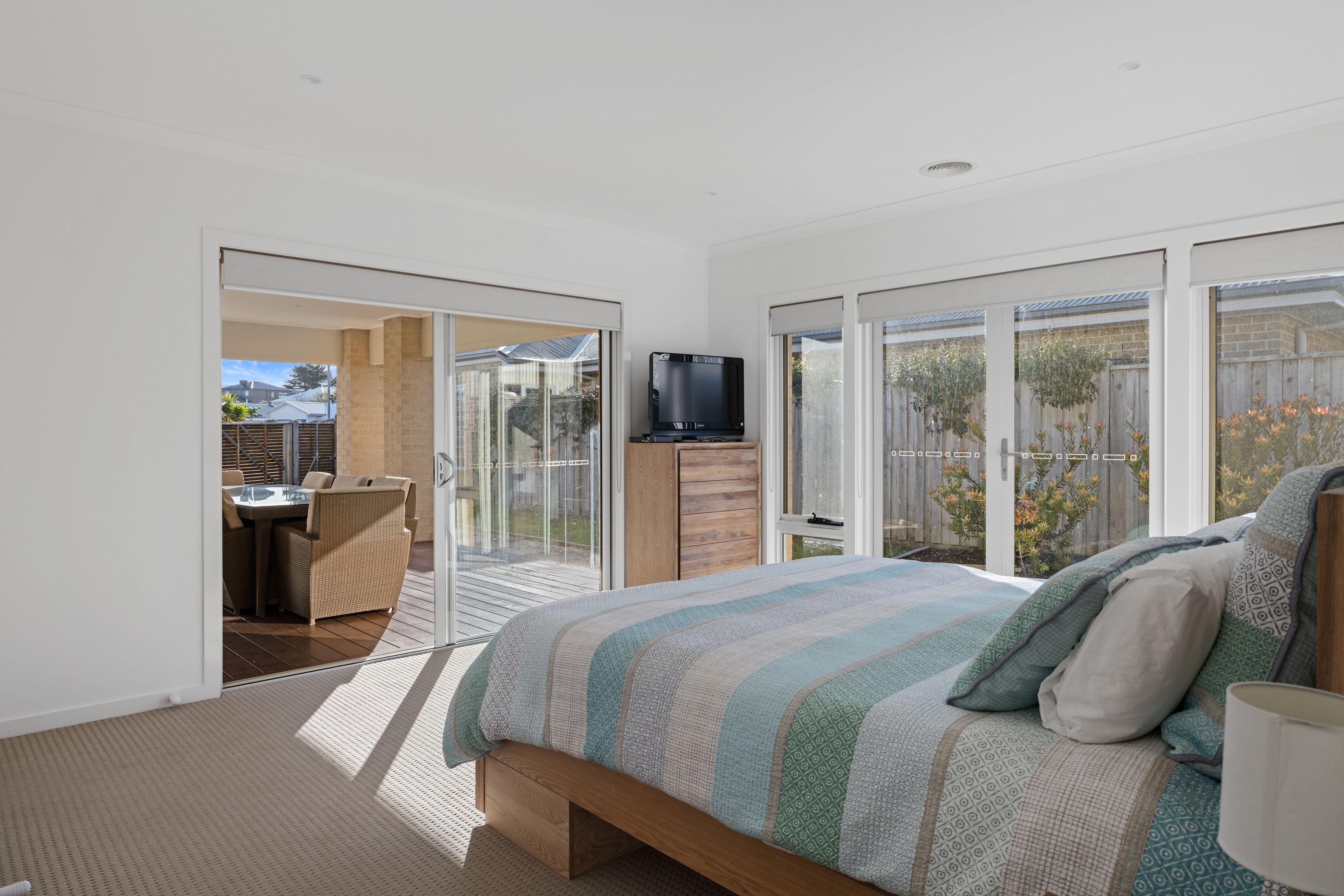 30-32 Paperbark Place — photo 10 of 19