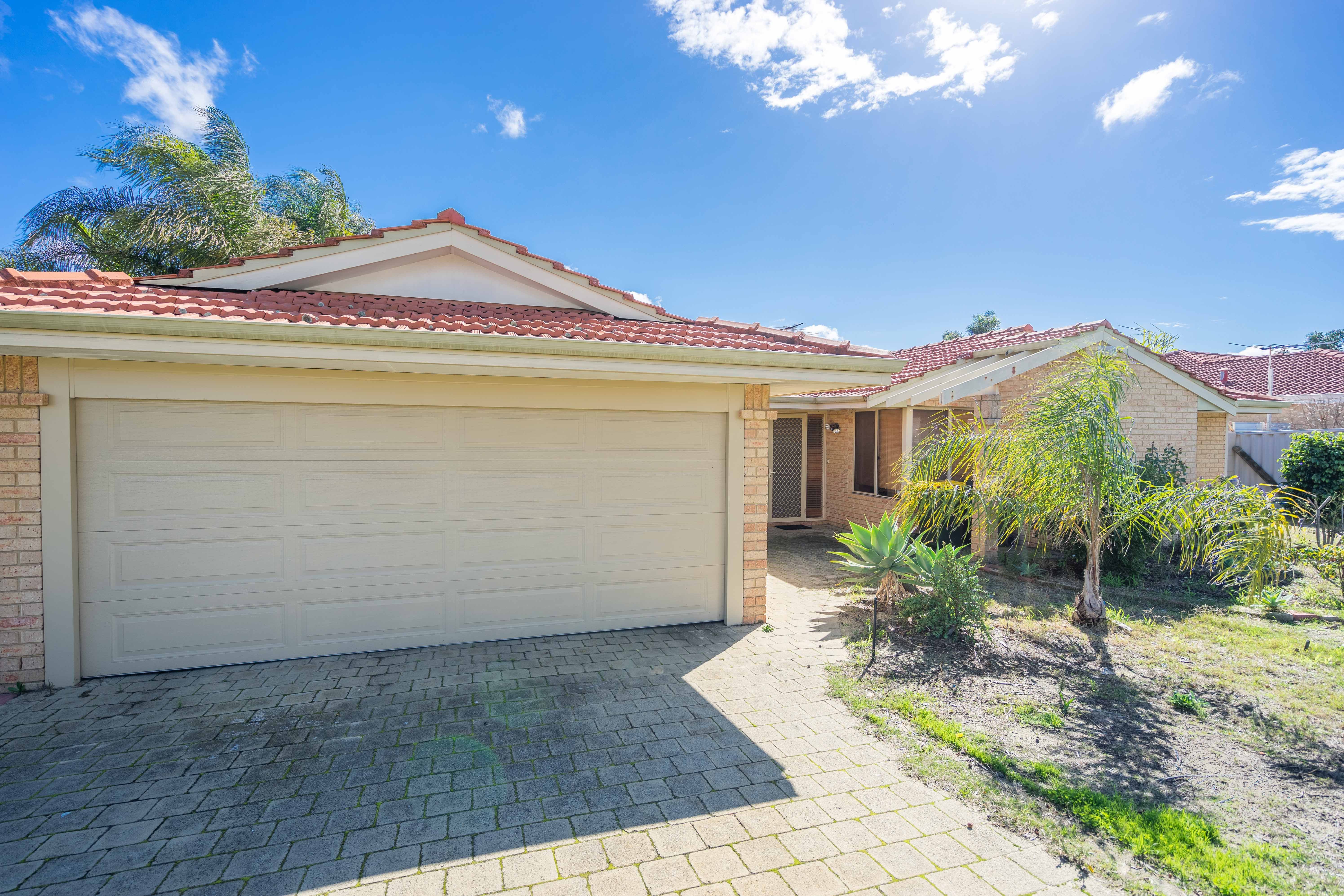 15 Daventry Drive, Alexander Heights, WA 6064
