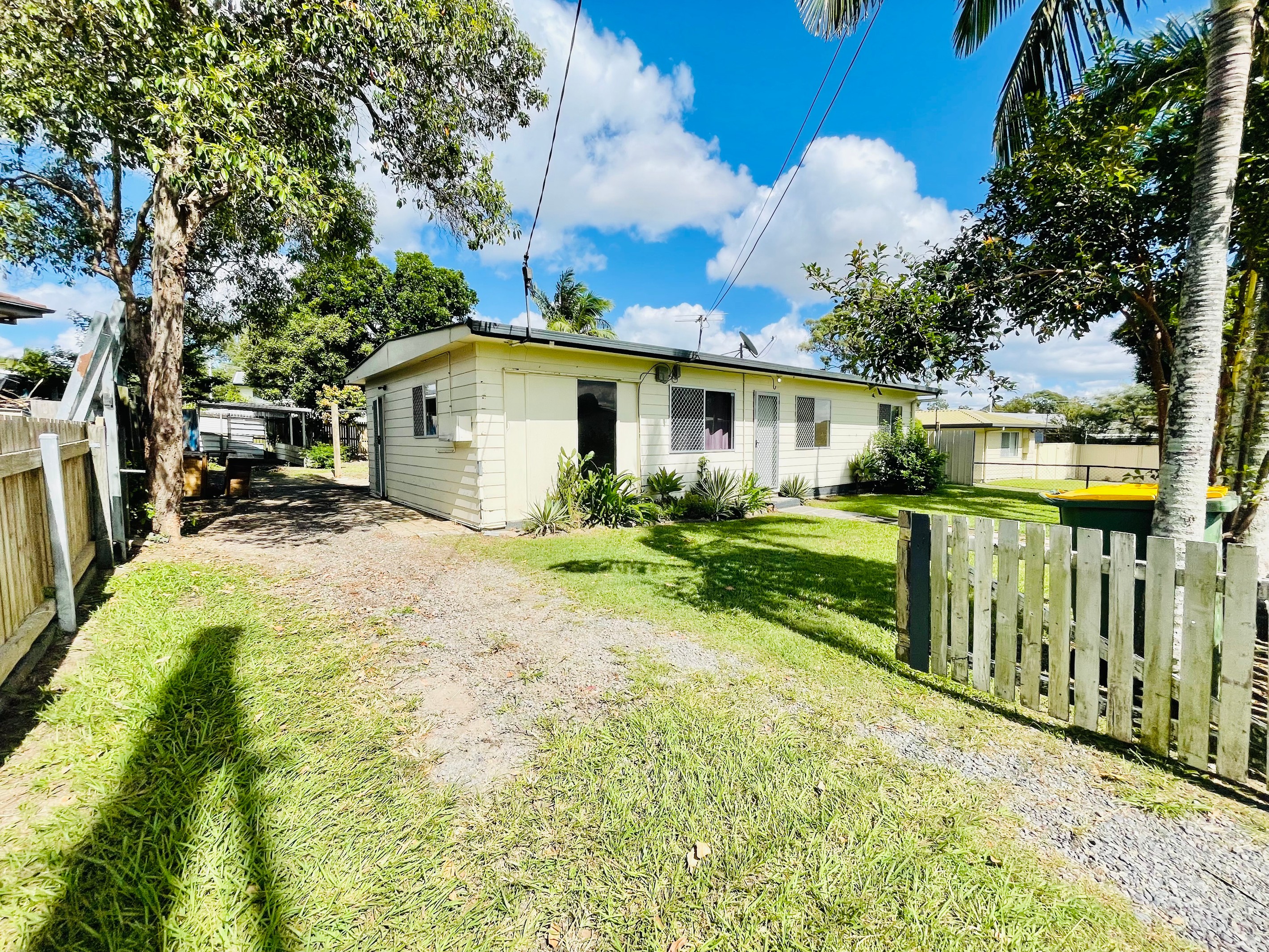 6 Dampier Avenue, Eagleby, QLD 4207