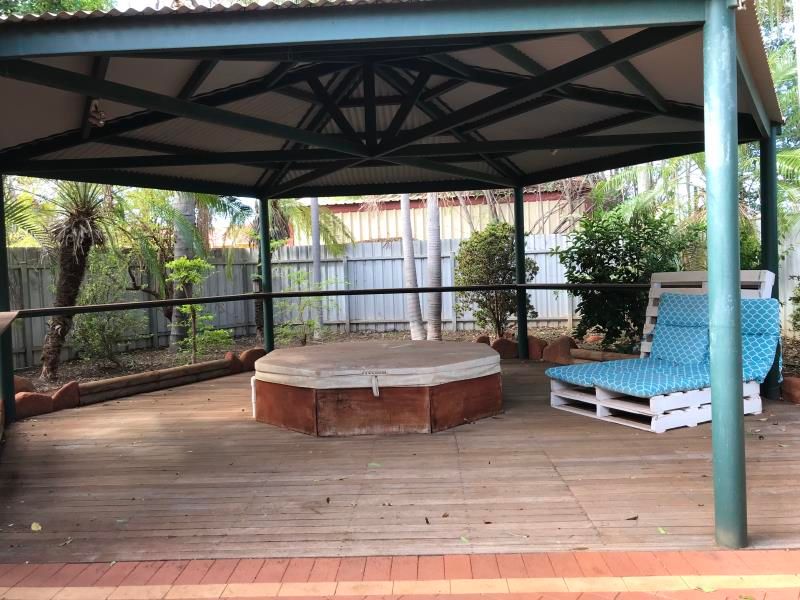 16 WHITE Court, Baynton, WA 6714