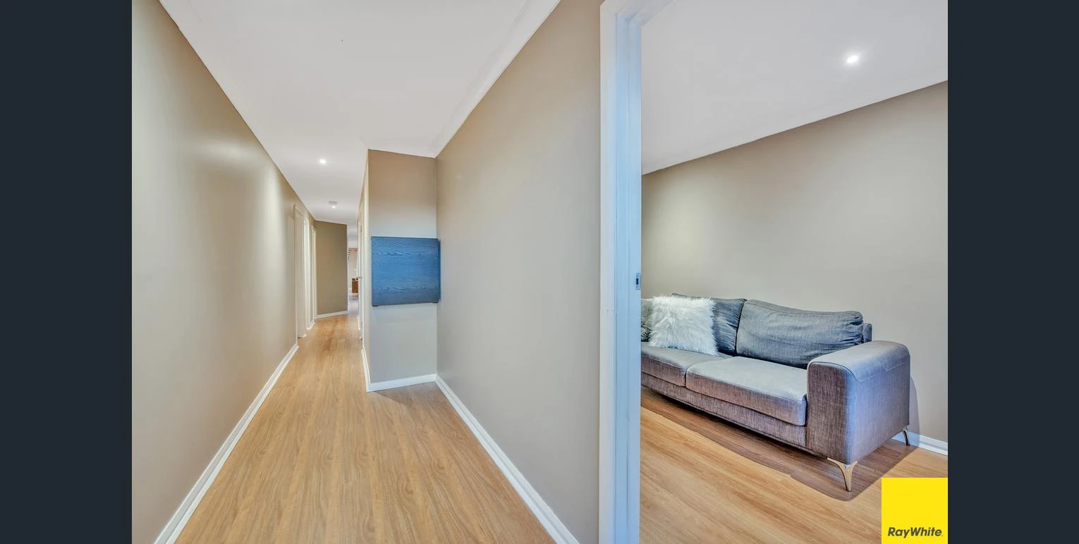 1/16 Orlando Drive, Truganina, VIC 3029