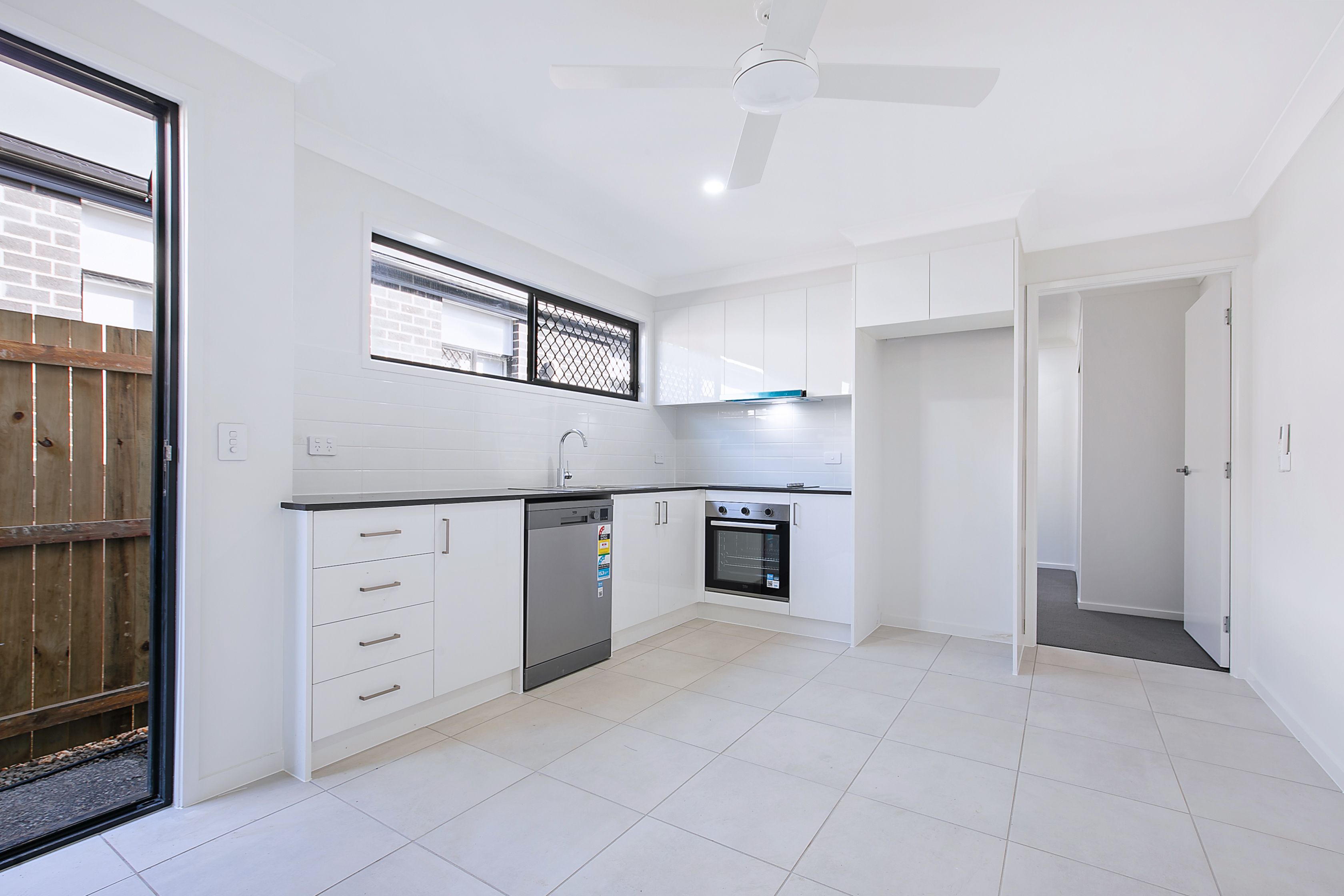 12B Pleasant Street, Morayfield, QLD 4506