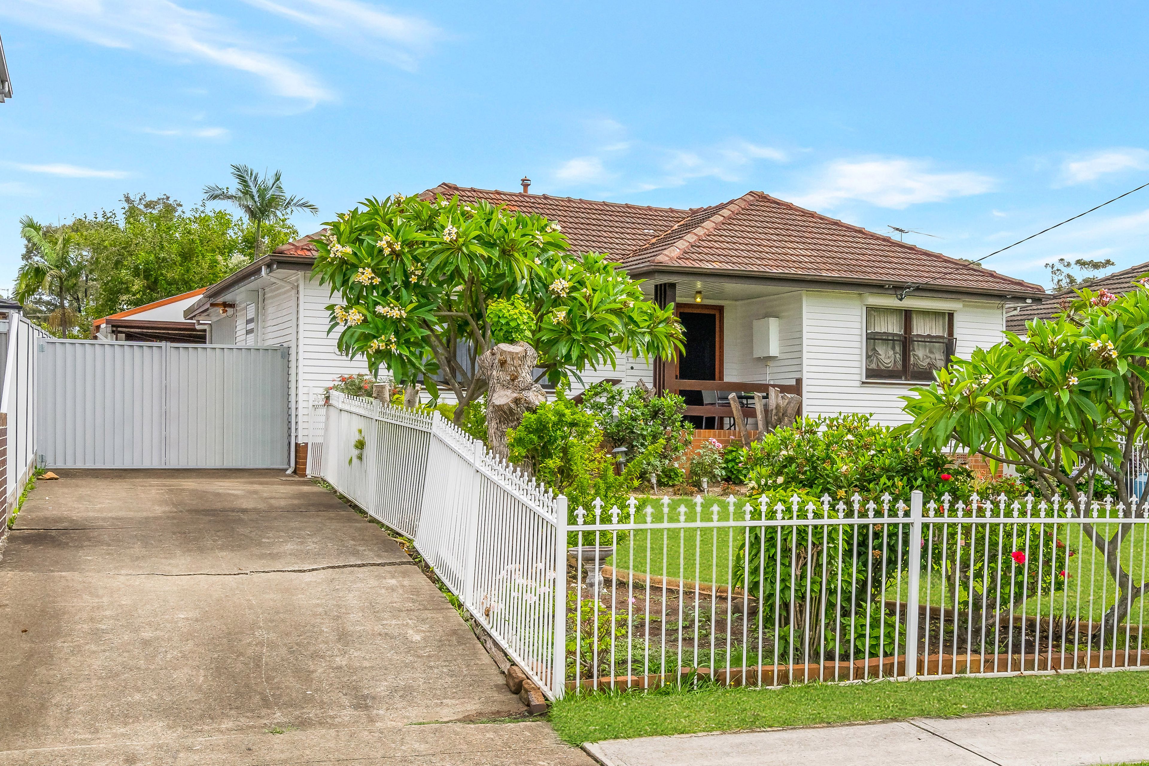 18 Cabramurra Street, Heckenberg, NSW 2168 Sold House Ray White