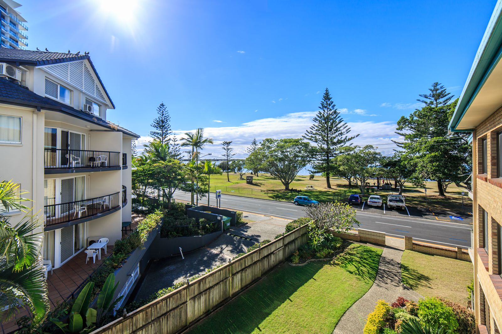 218 Marine Parade, Labrador QLD 4215