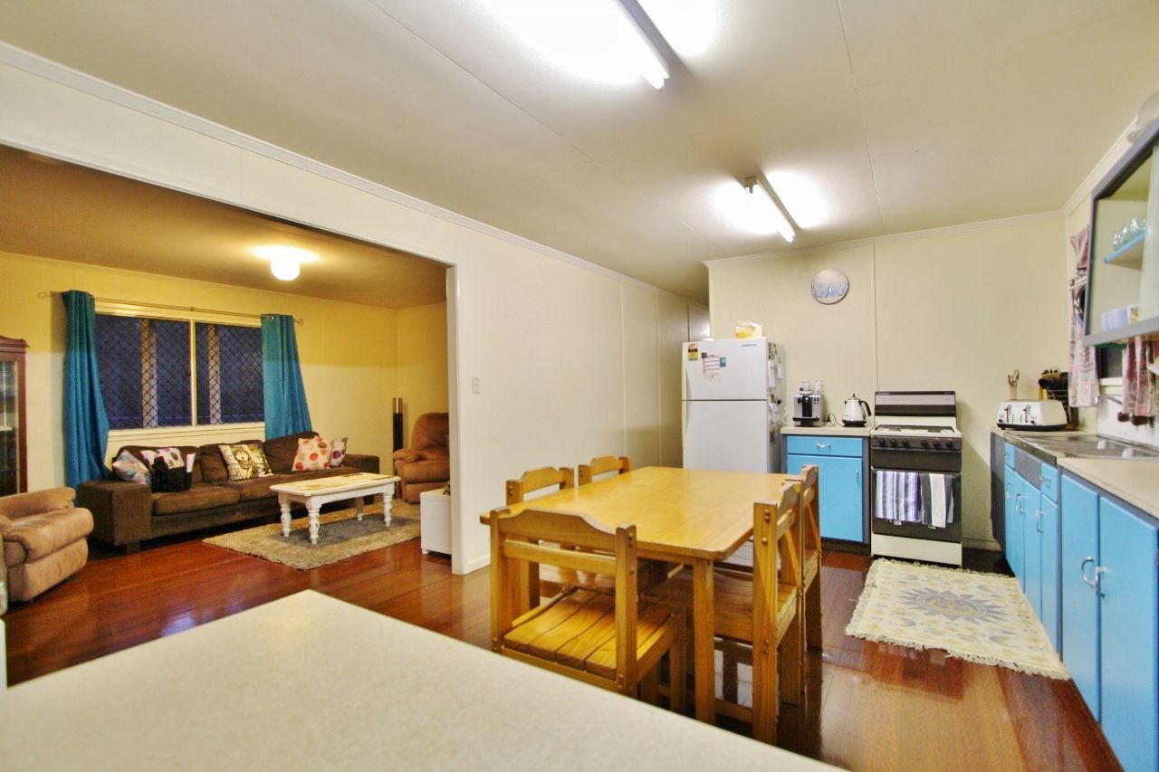 1 Flynn Street, Holland Park West, QLD 4121