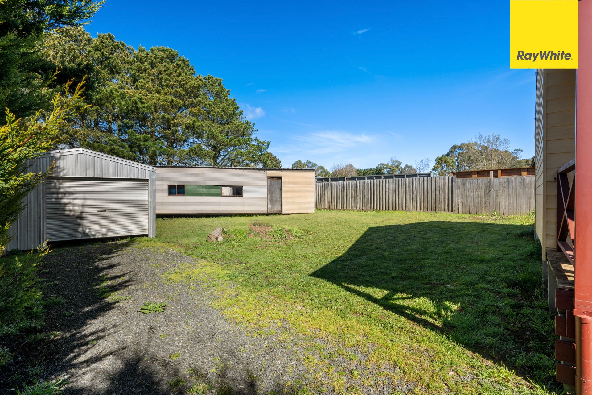 27 Walsh Street — photo 16 of 22