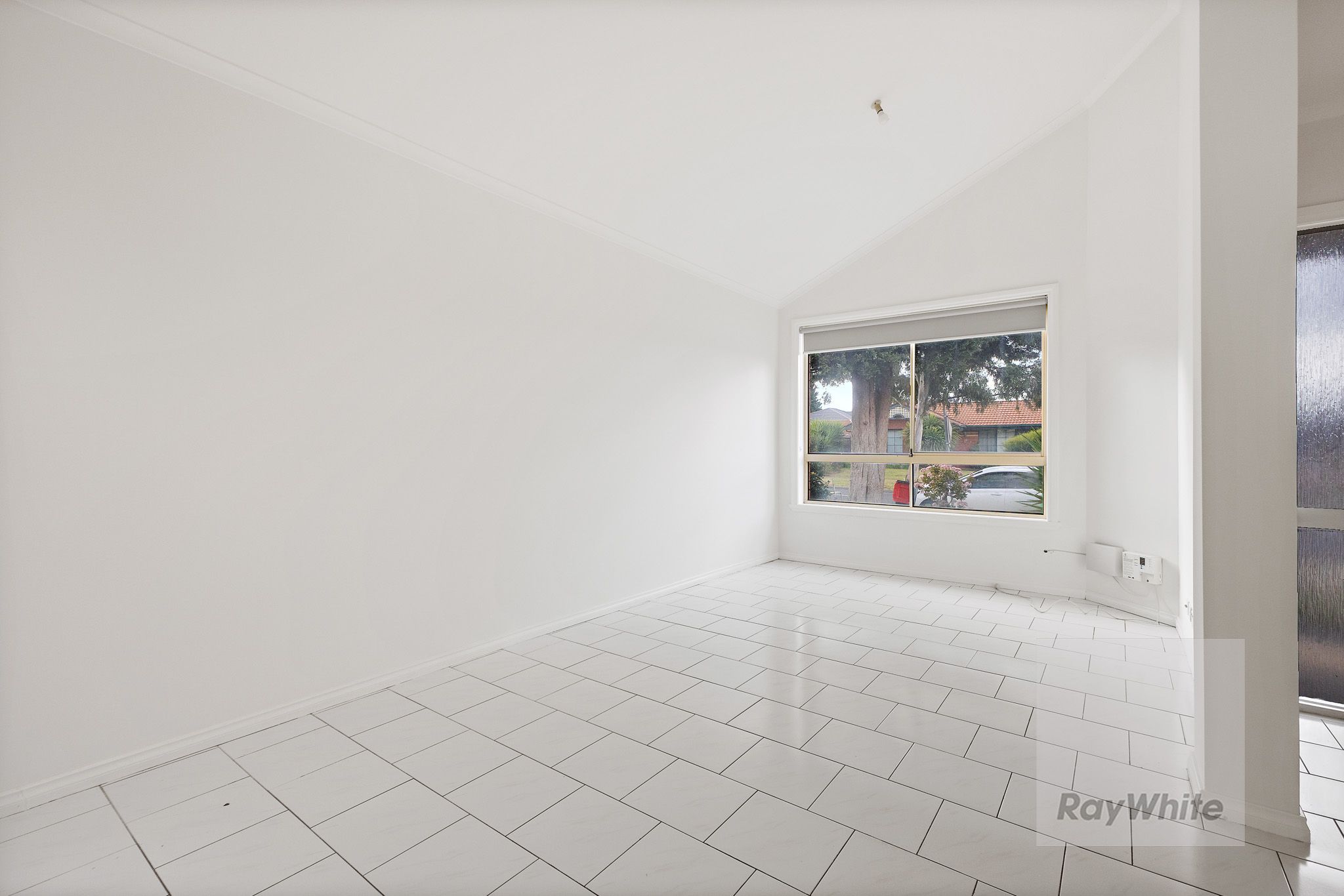 99 Hawkes Drive, Mill Park, VIC 3082