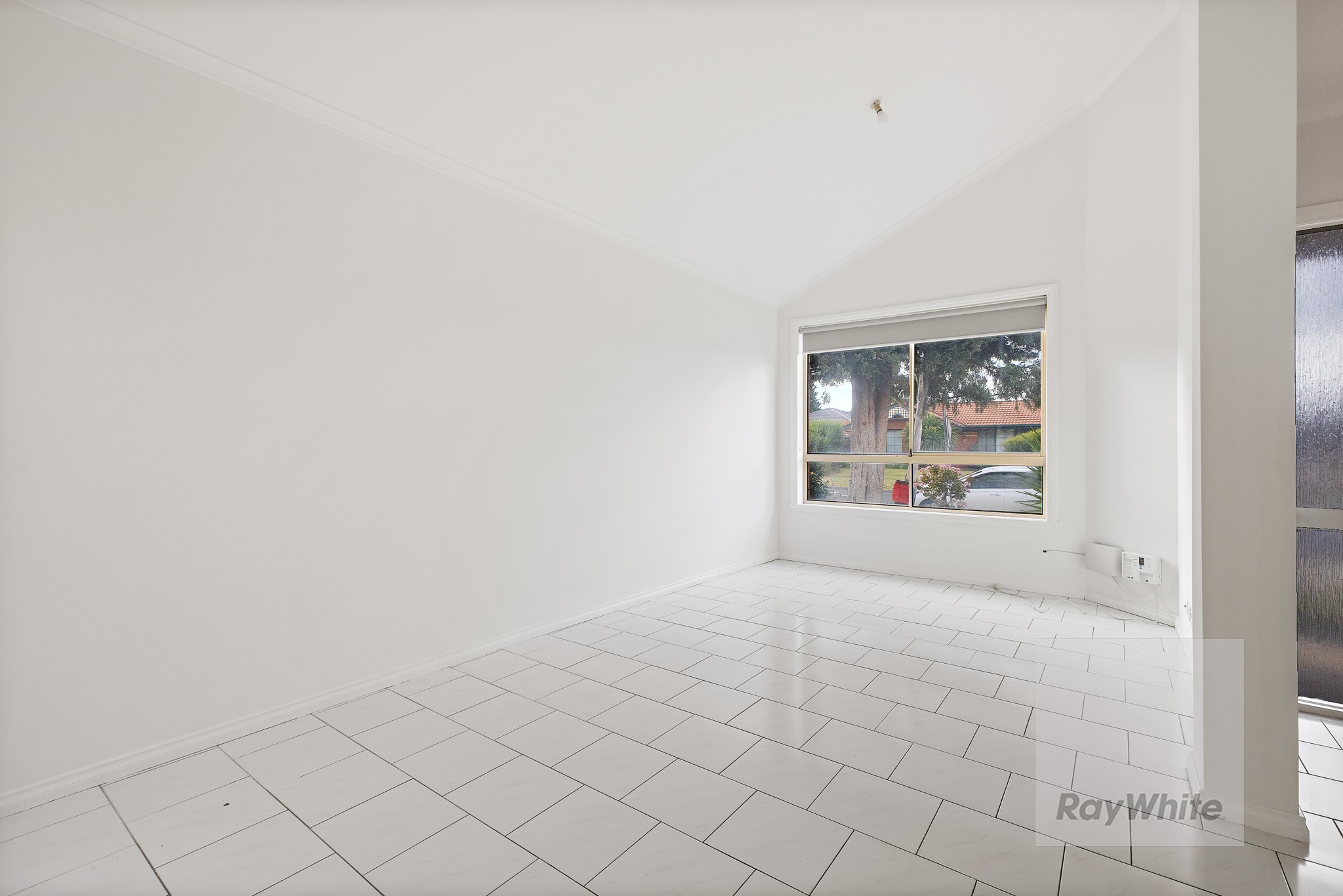 99 Hawkes Drive, Mill Park, VIC 3082