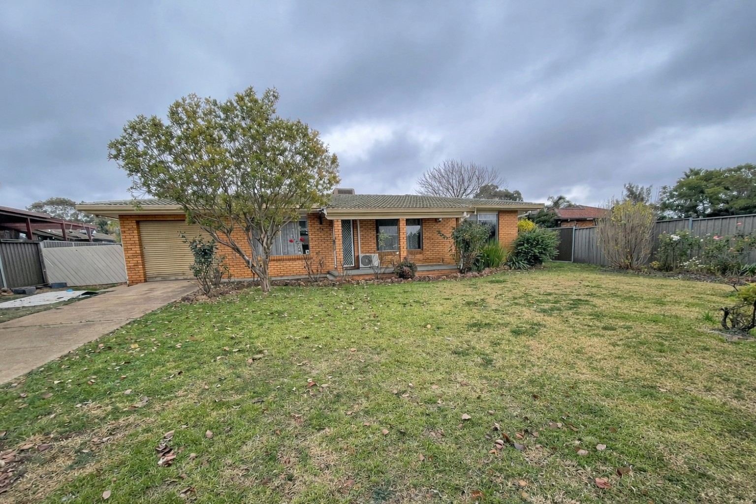 14 Meadowbank Drive, Dubbo, NSW 2830