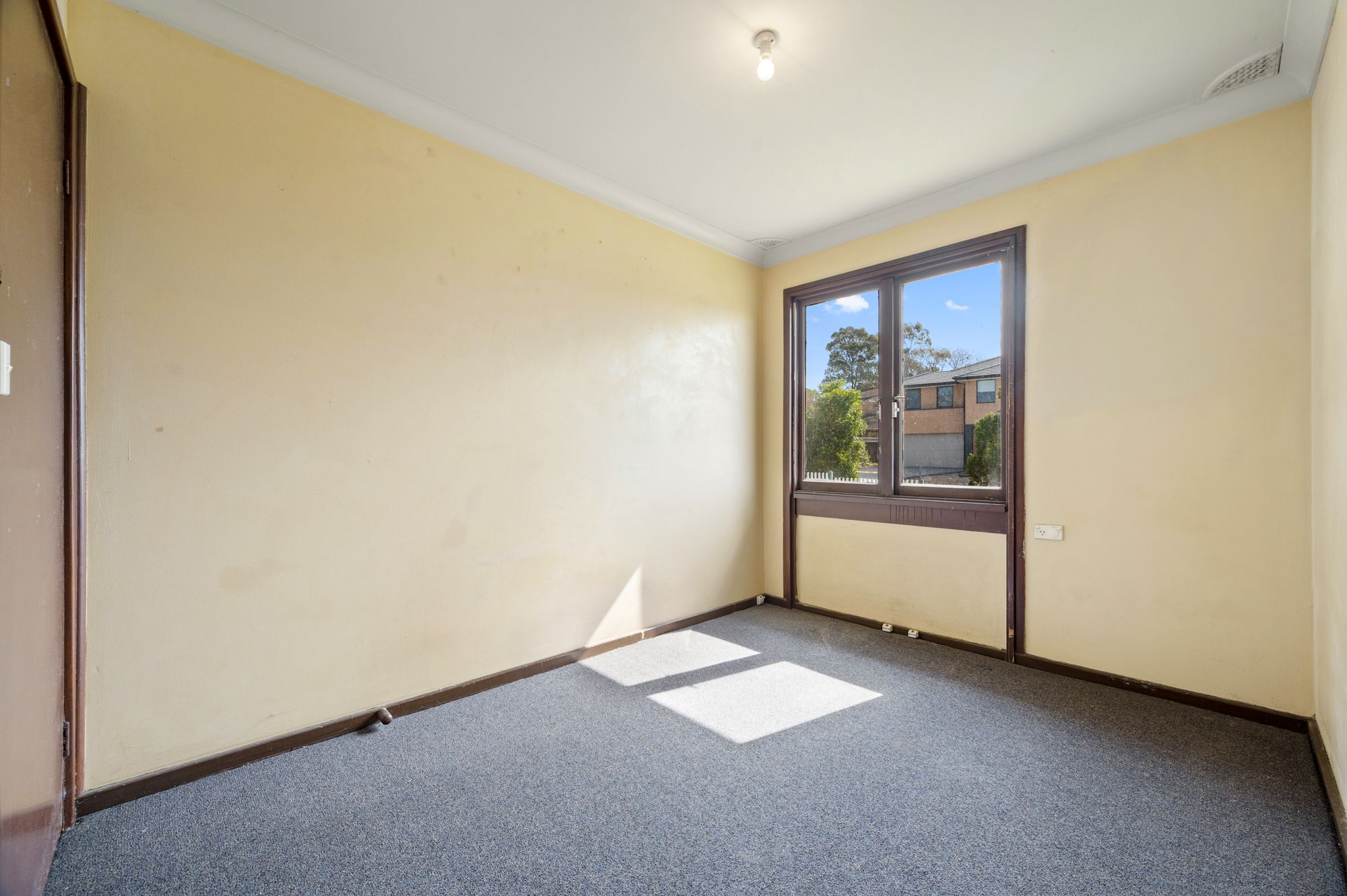 28 Docharty Street — photo 9 of 12