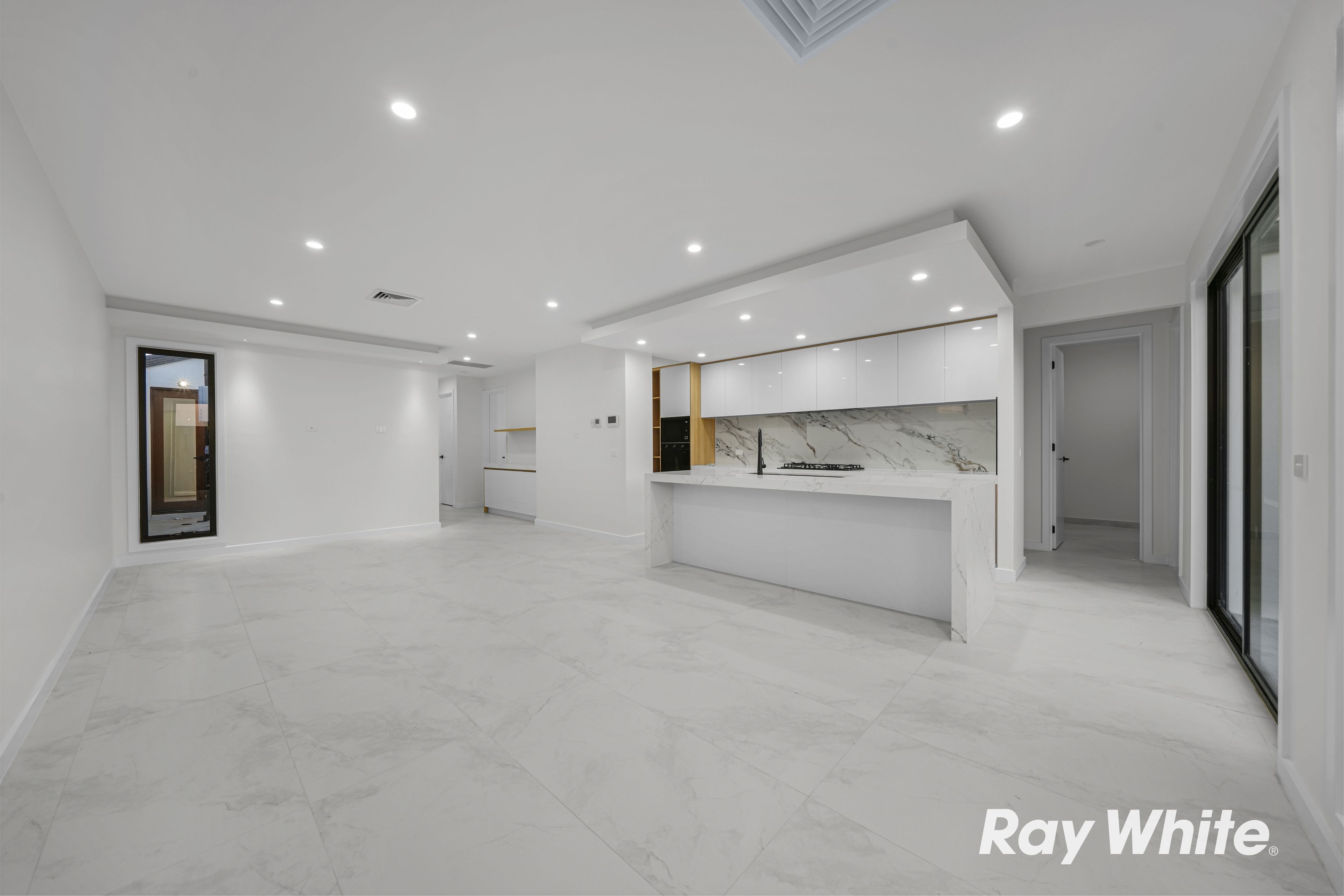 11 Clondalkin Street — photo 5 of 6