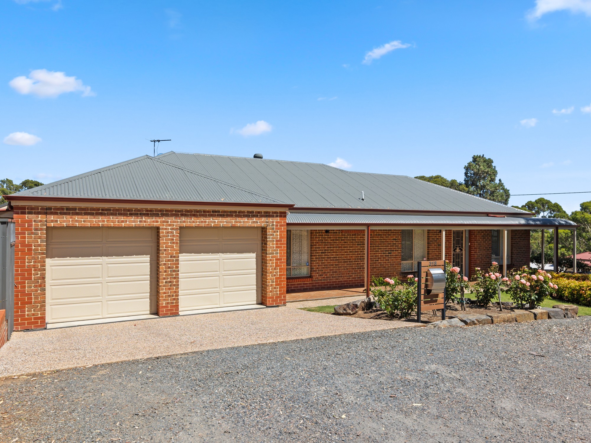 318 Pimpala Road, Woodcroft, SA 5162