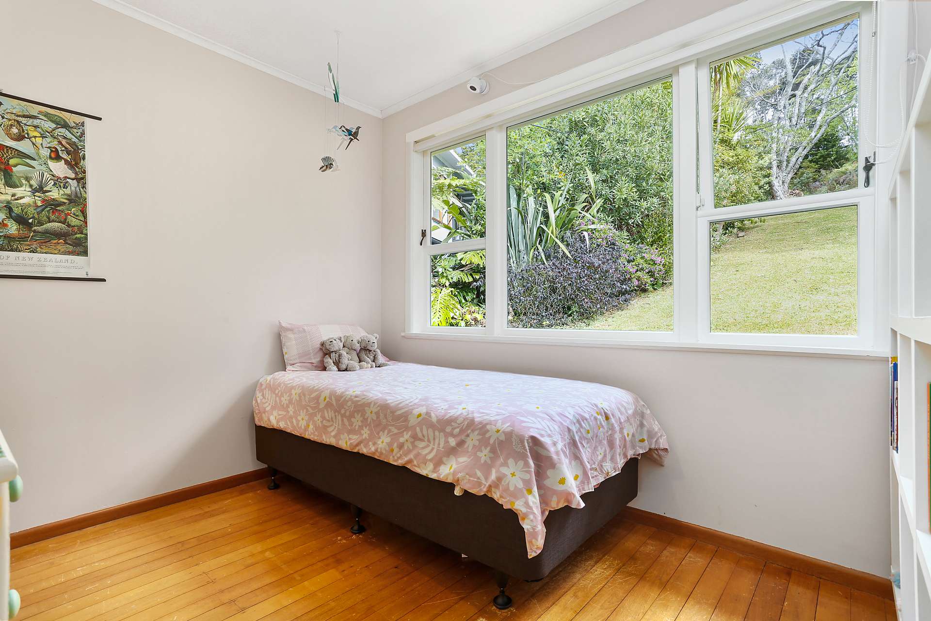 208 Old Titirangi Road photo 8