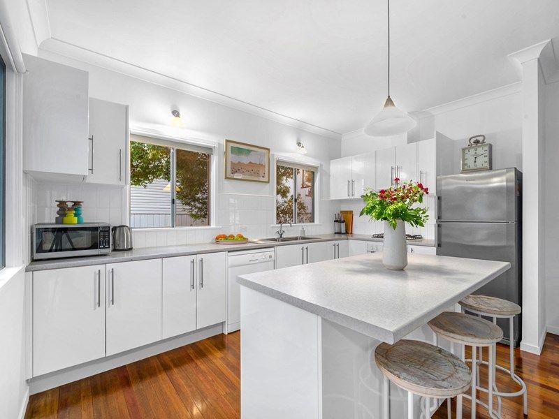 21 Haldane Street, Graceville, QLD 4075