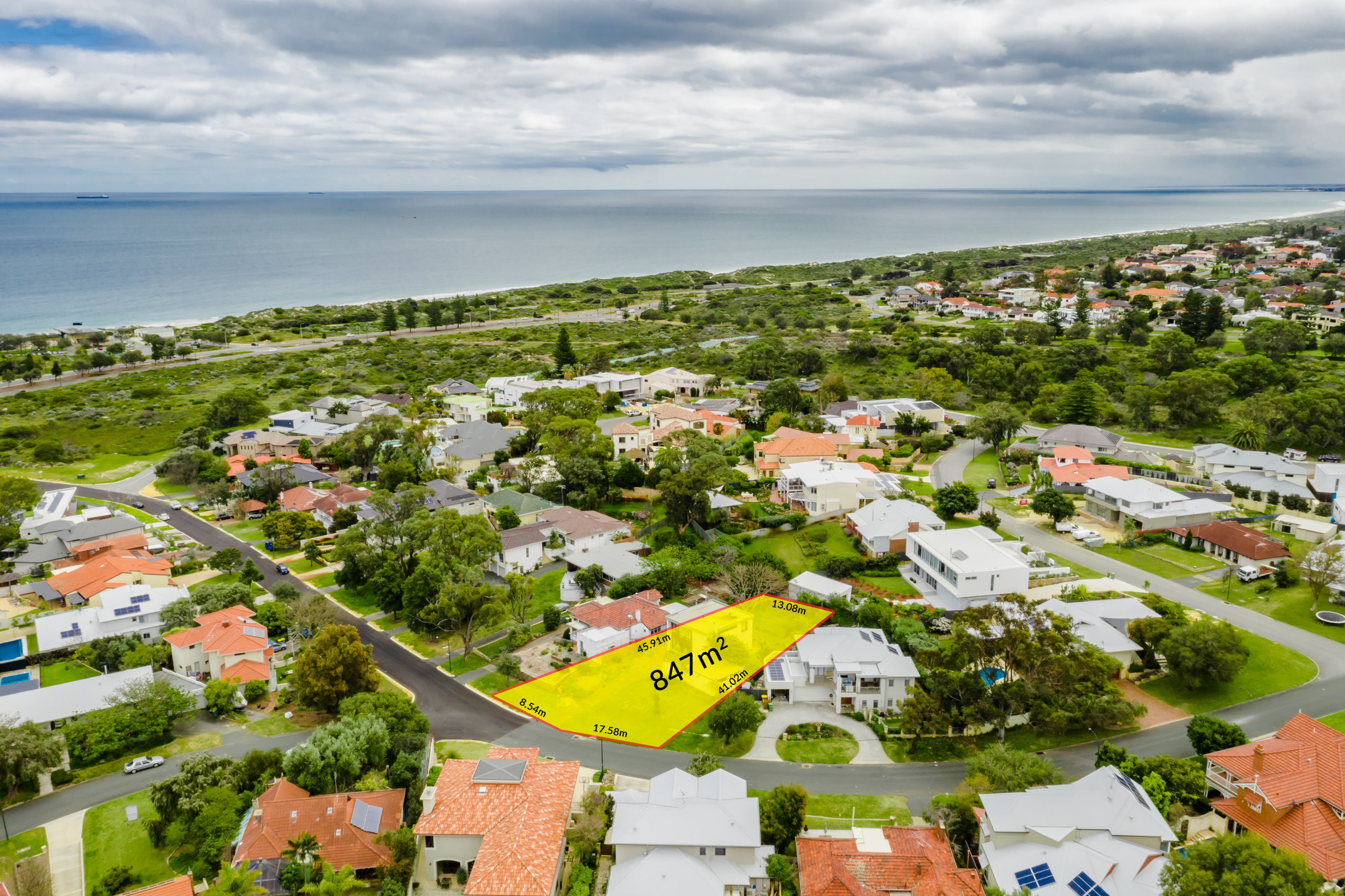 24 Hesperia Avenue, City Beach, WA 6015